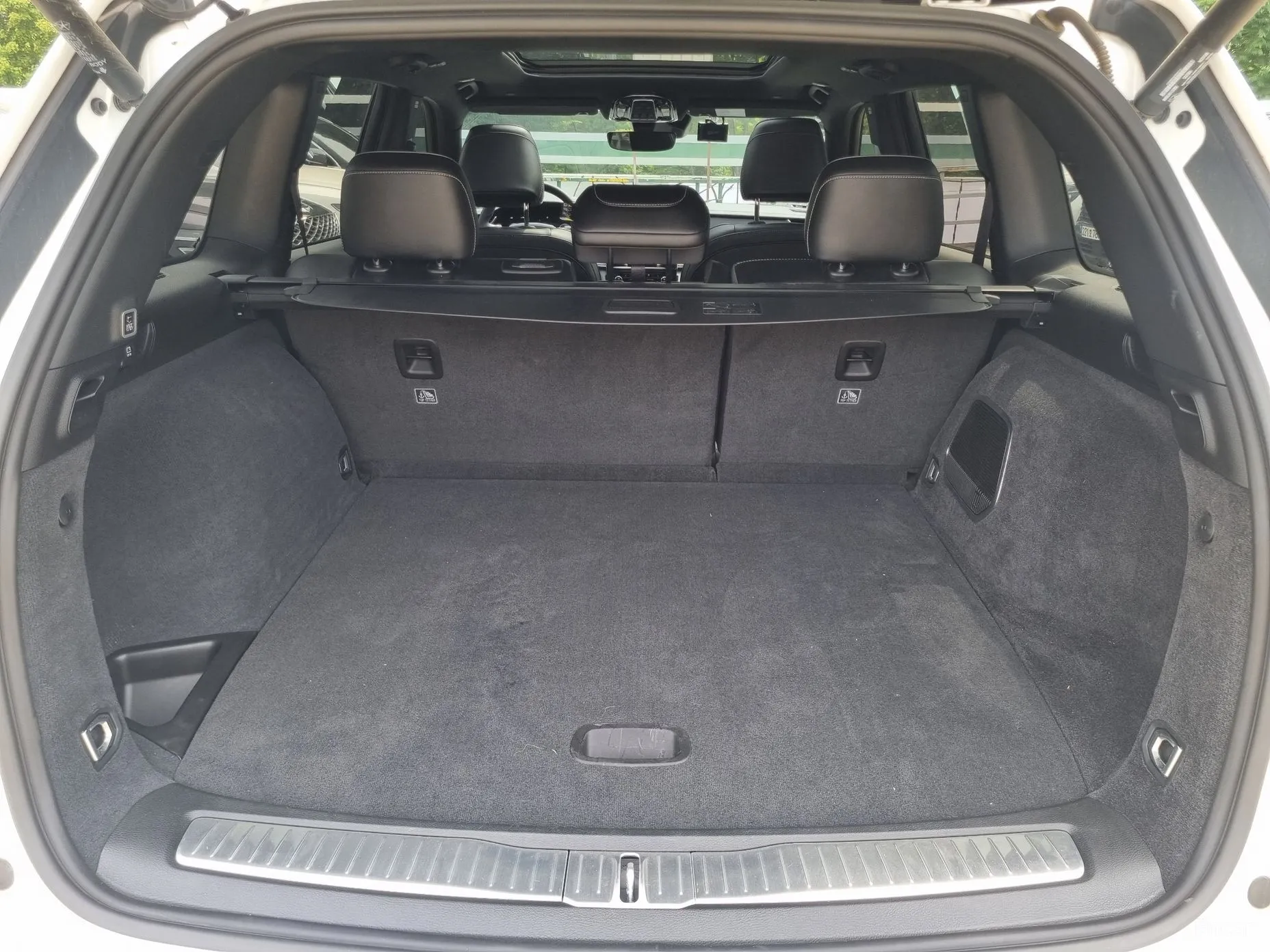 Jeep Grand Cherokee (WL) превью 16
