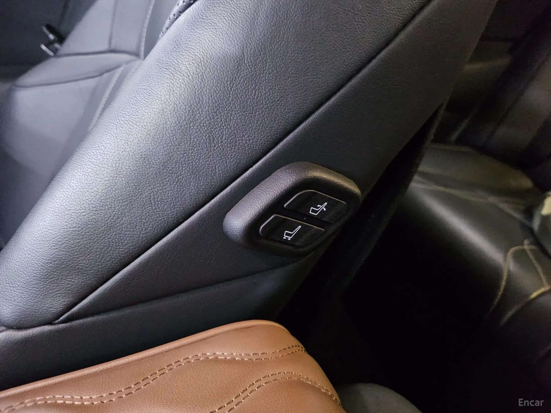 Lexus ES300h 7th Generation превью 14