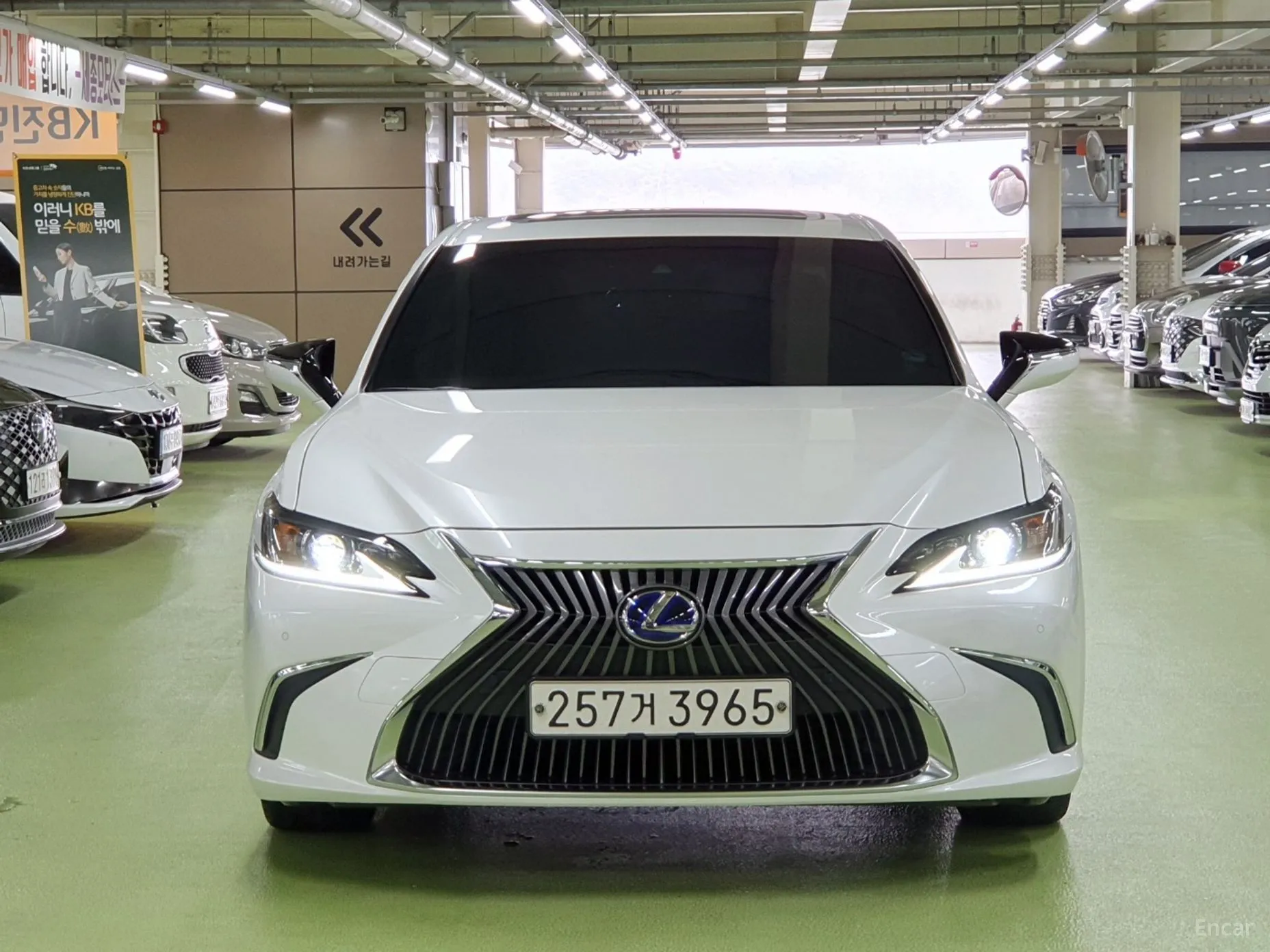Lexus ES300h 7th Generation превью 4