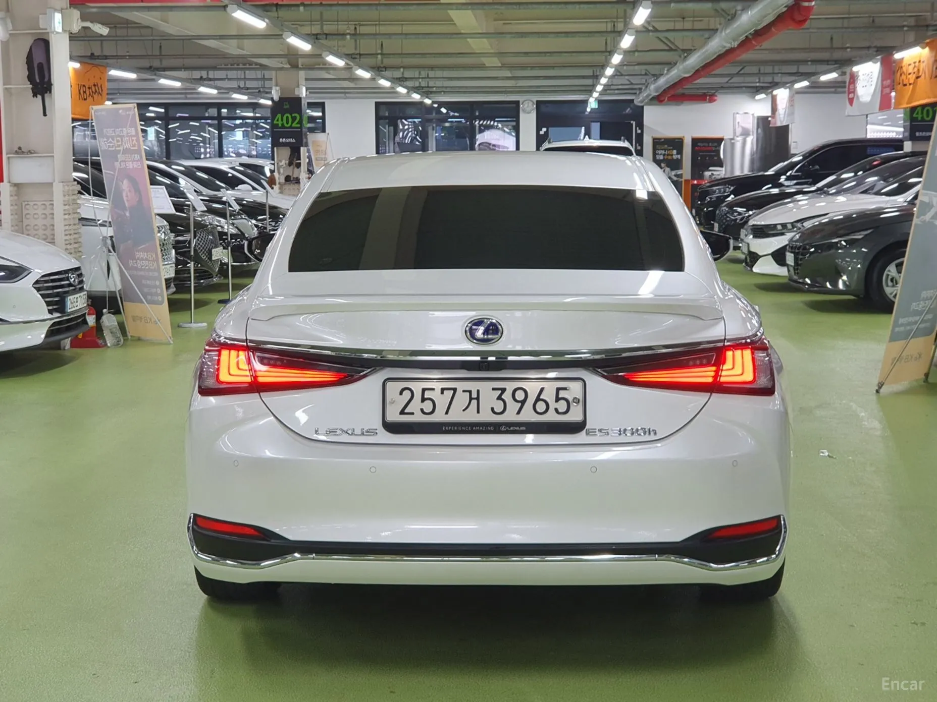Lexus ES300h 7th Generation превью 5