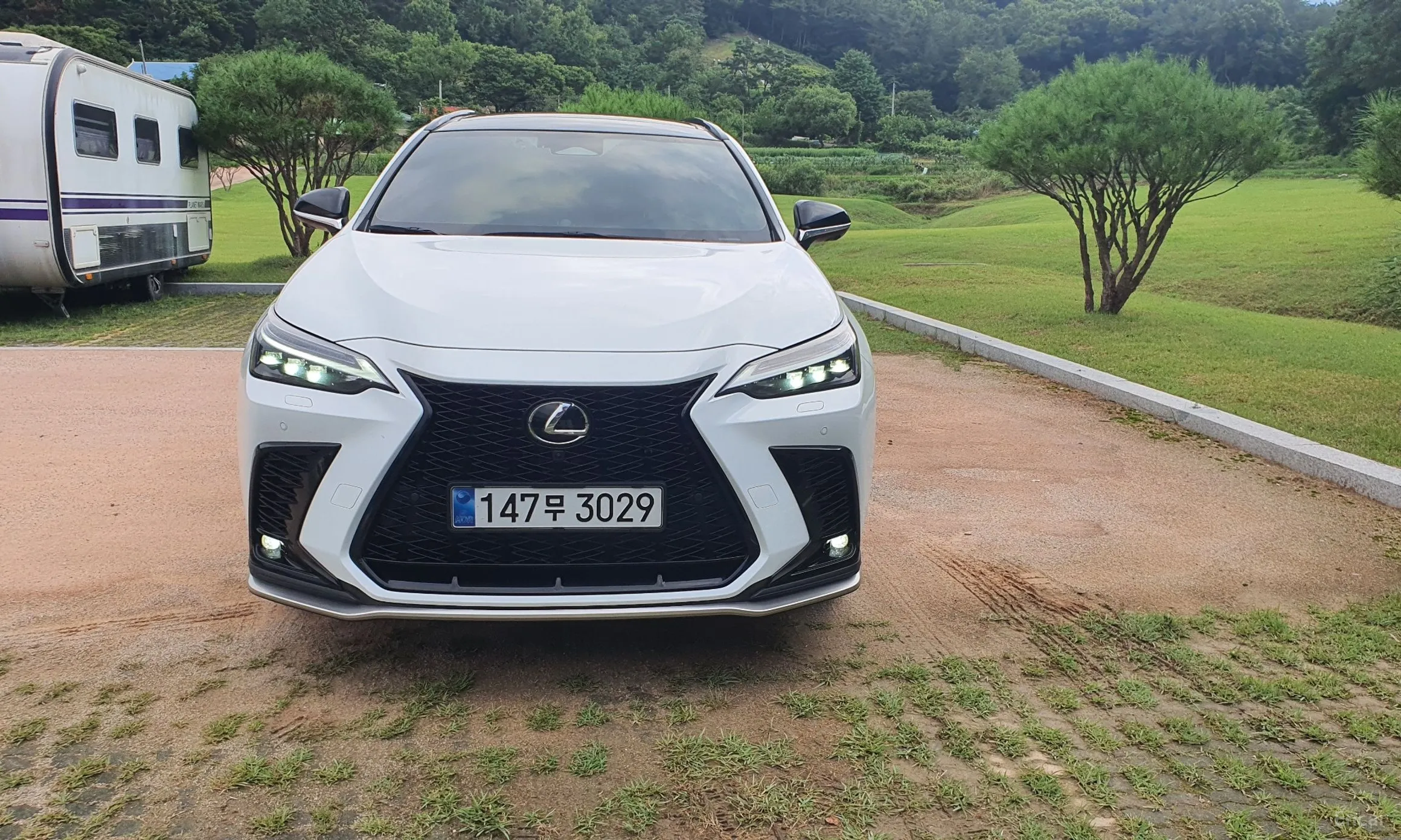 Lexus NX450h + 2nd Gen превью 3