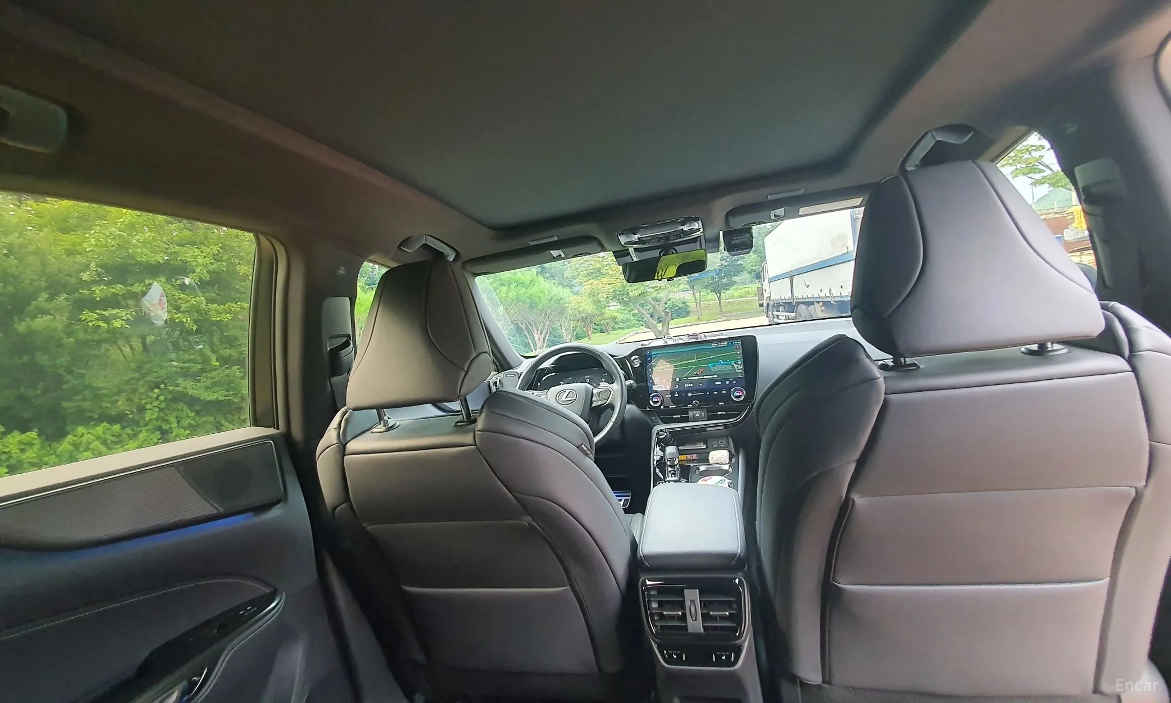 Lexus NX450h + 2nd Gen превью 7