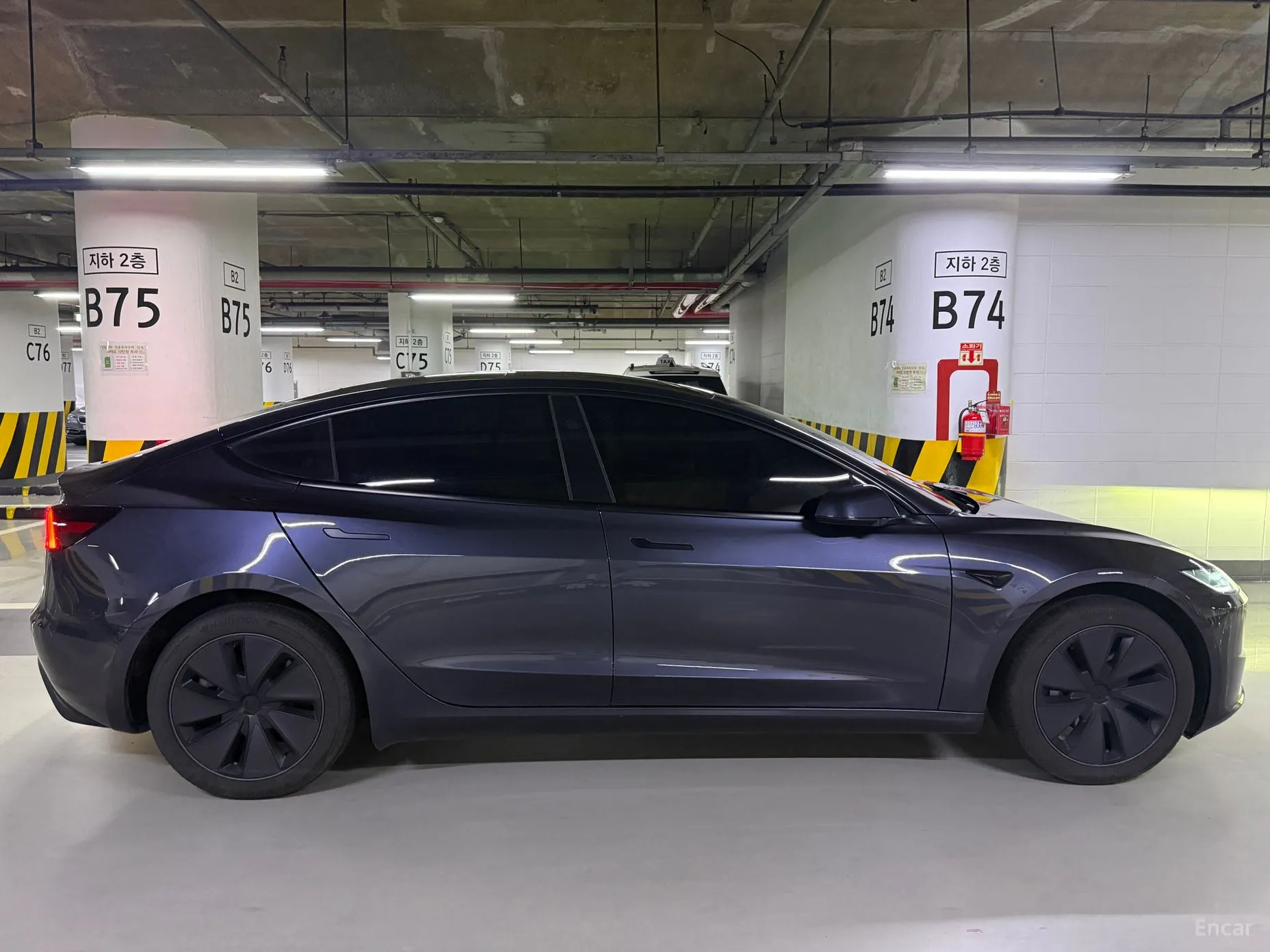 Tesla Model 3 превью 3