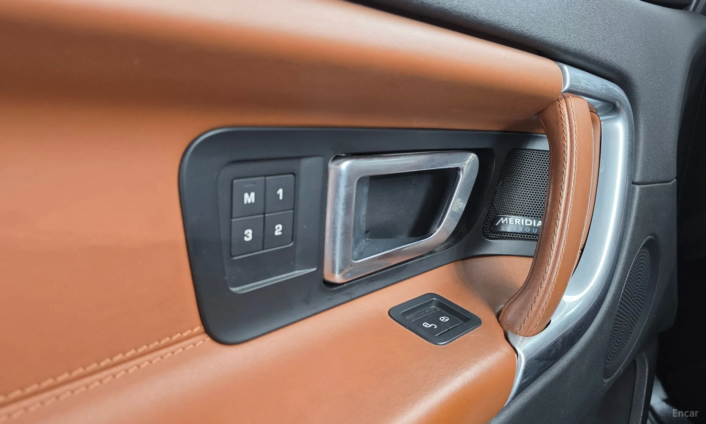 Land Rover Discovery Sports превью 12