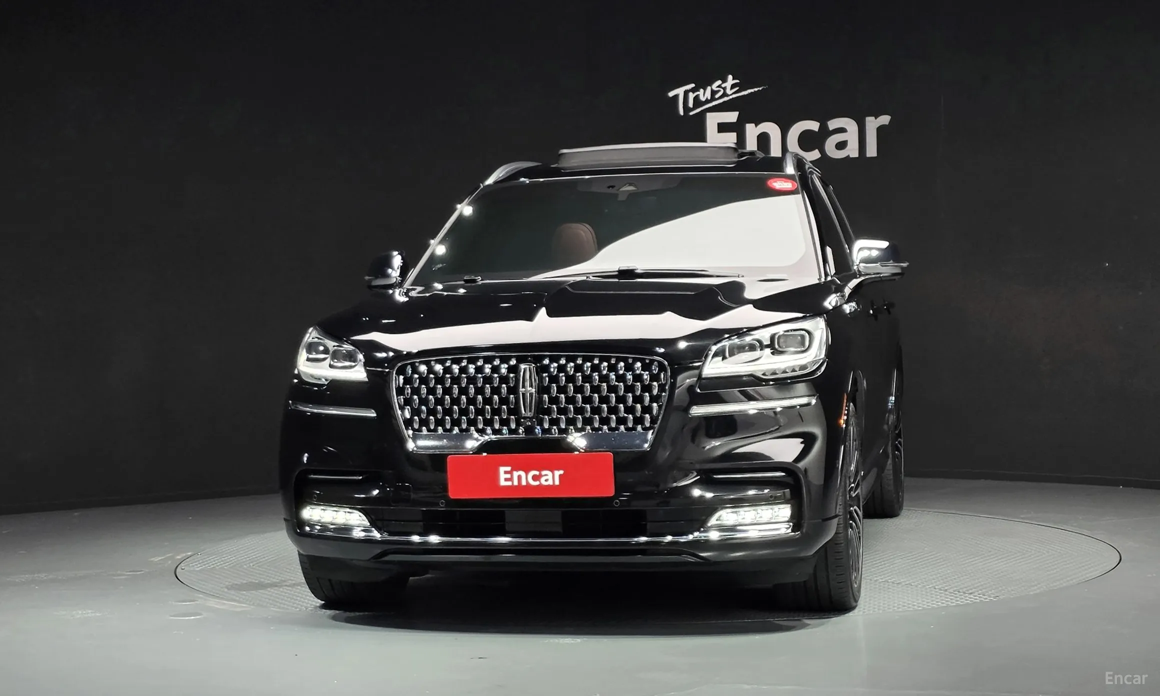 Lincoln Aviator 2nd Generation превью 3