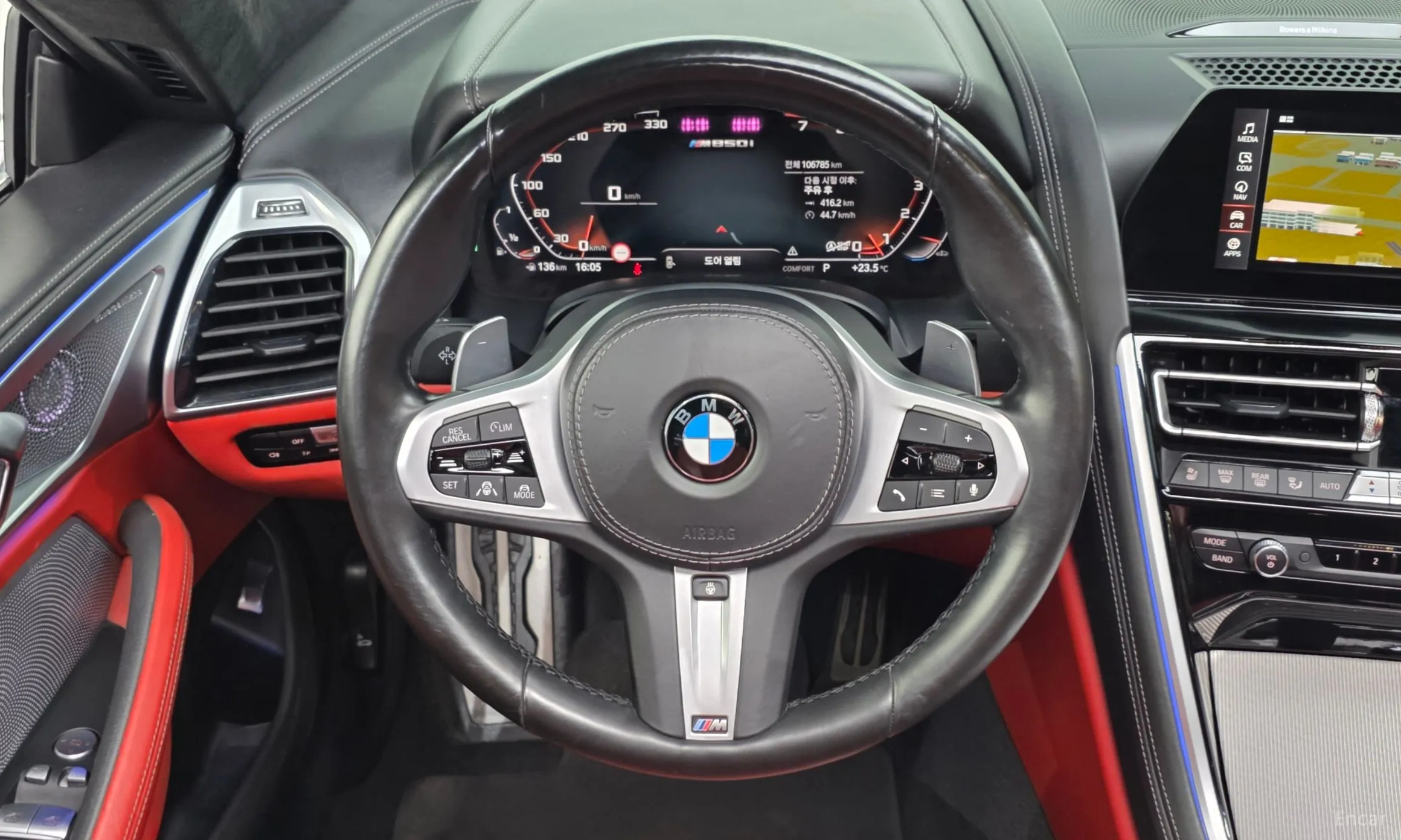 BMW 8-series (G15) превью 13