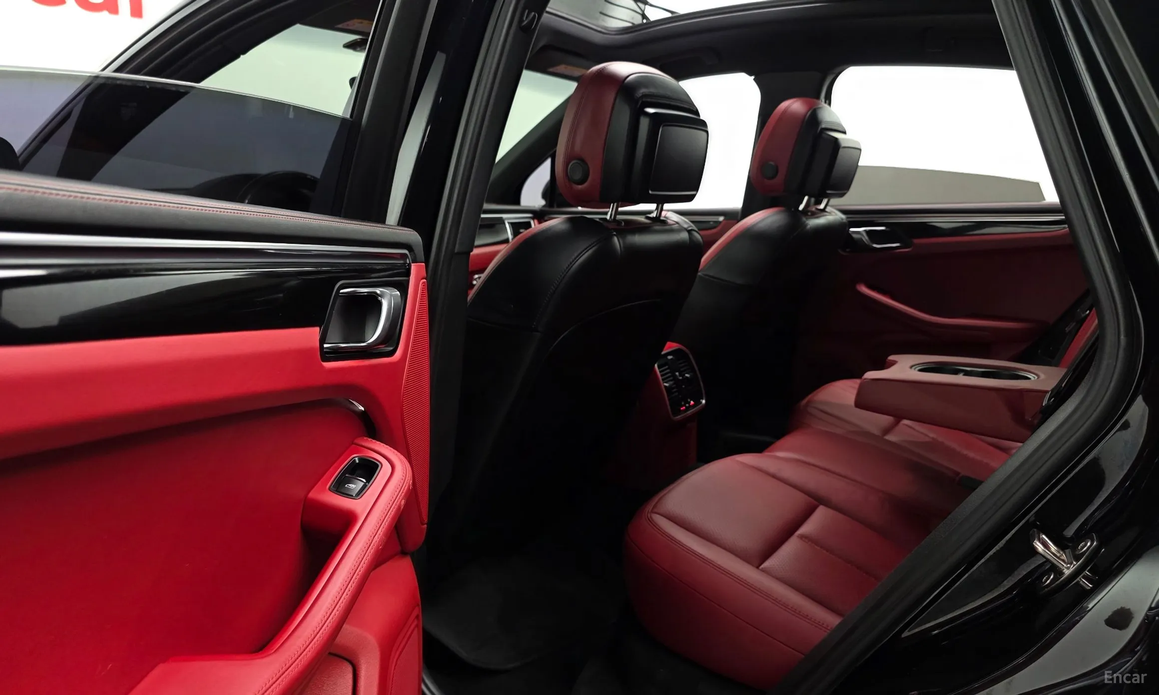 Porsche Macan превью 11
