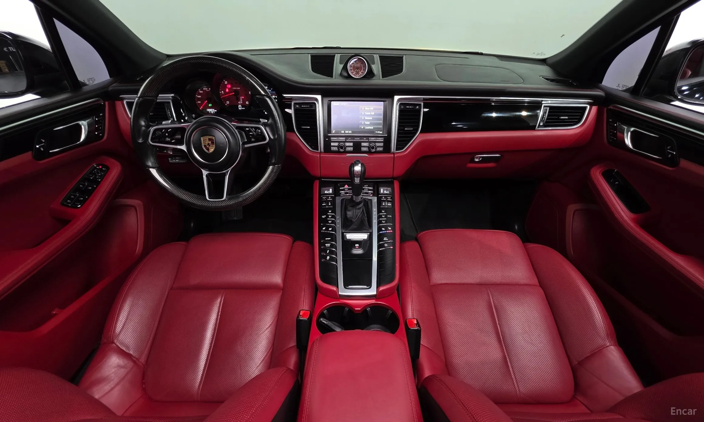 Porsche Macan превью 7