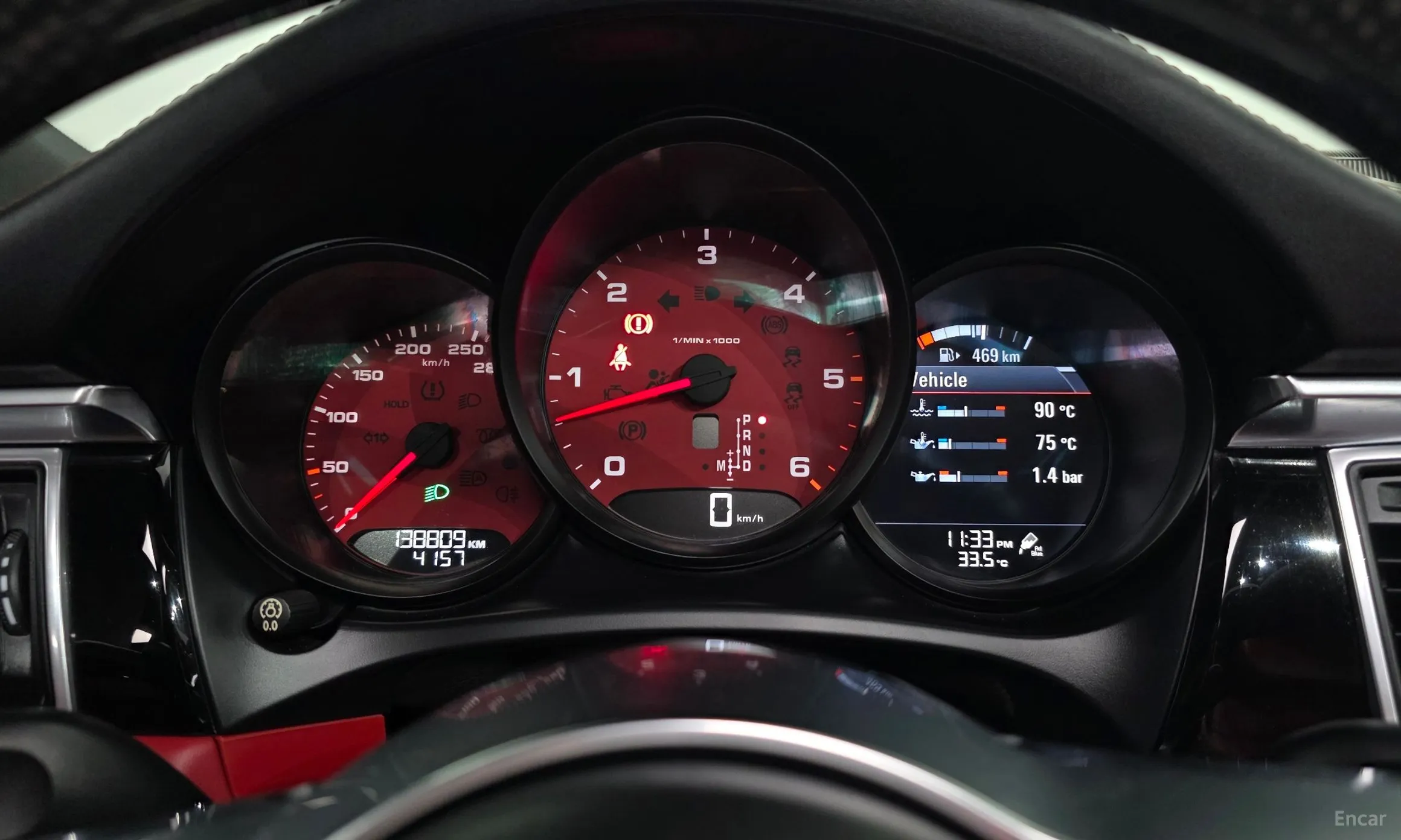 Porsche Macan превью 8