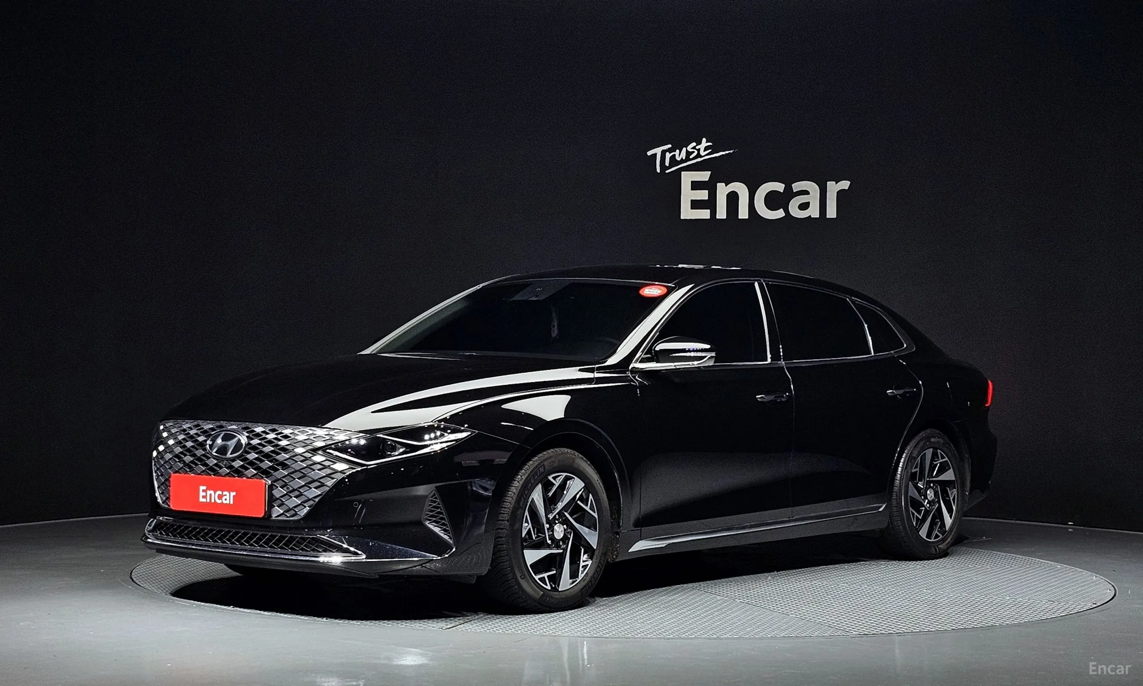 Hyundai Grandeur IG Hybrid