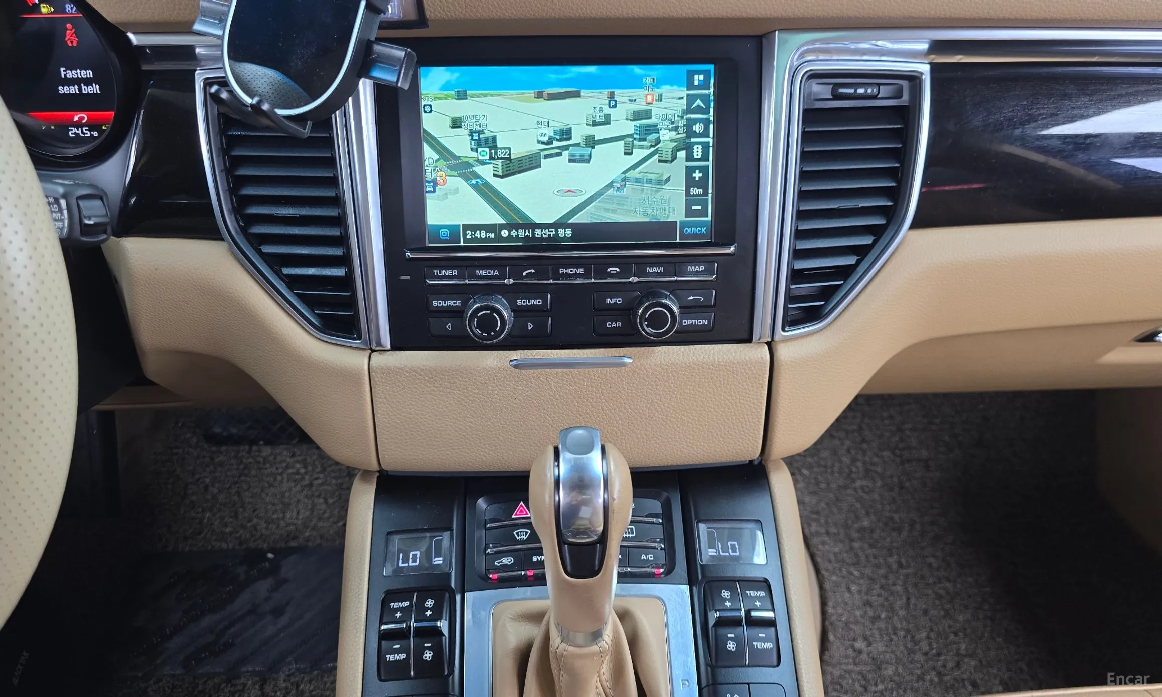 Porsche Macan превью 13