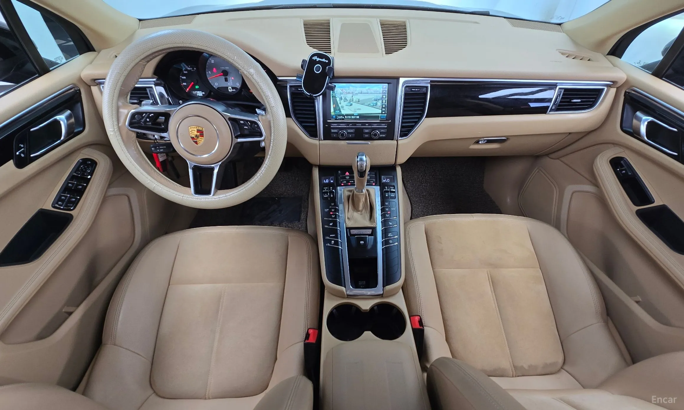 Porsche Macan превью 7