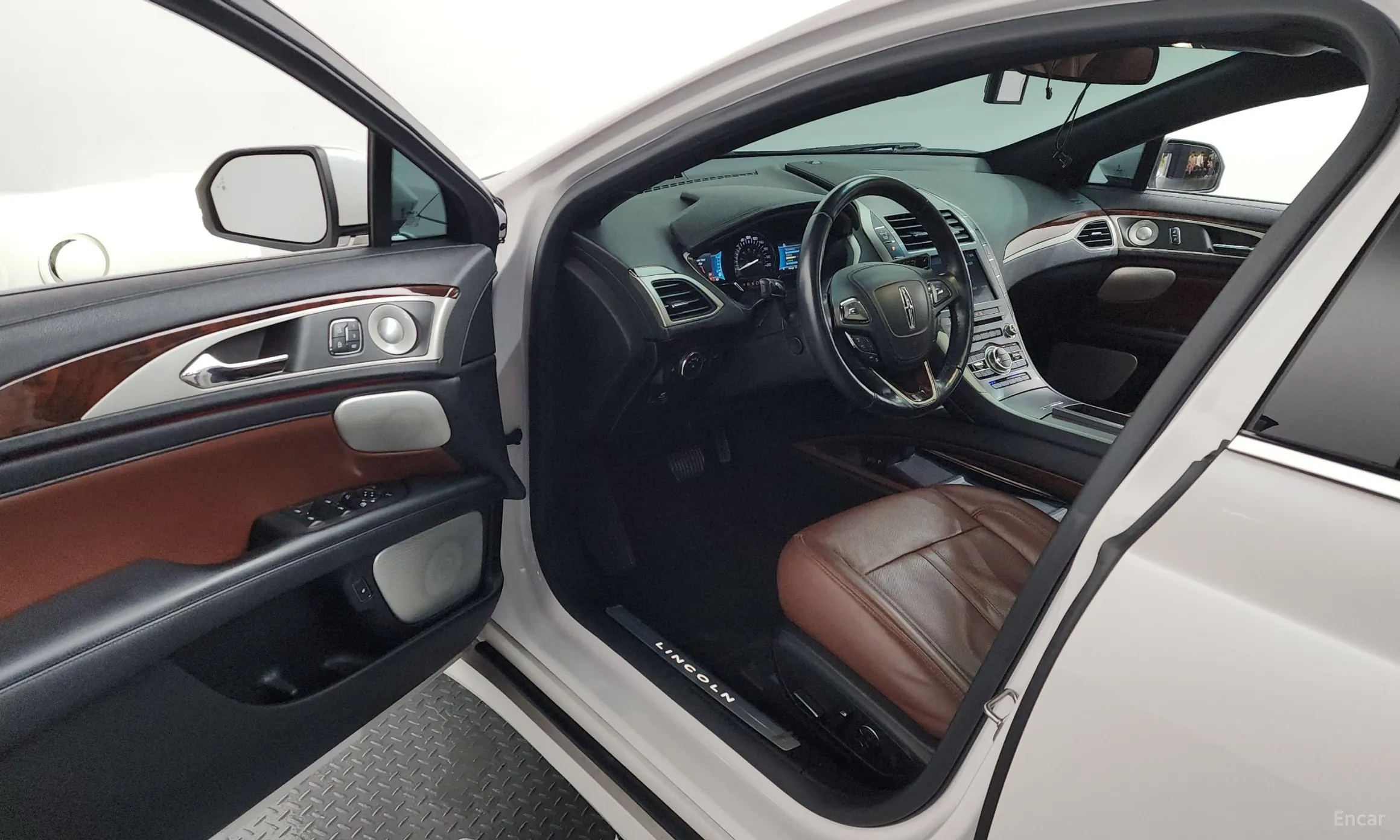 Lincoln New MKZ превью 10