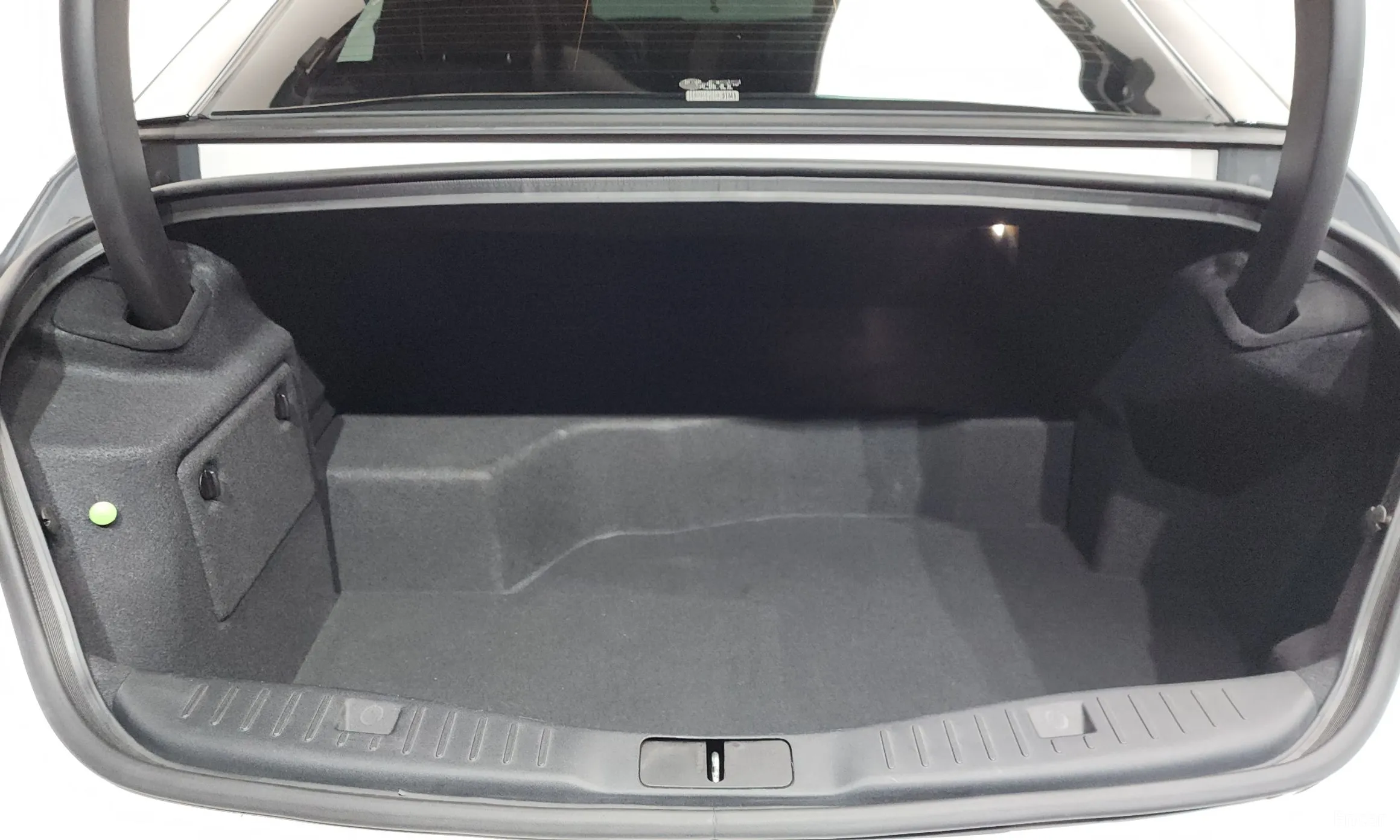 Lincoln New MKZ превью 20