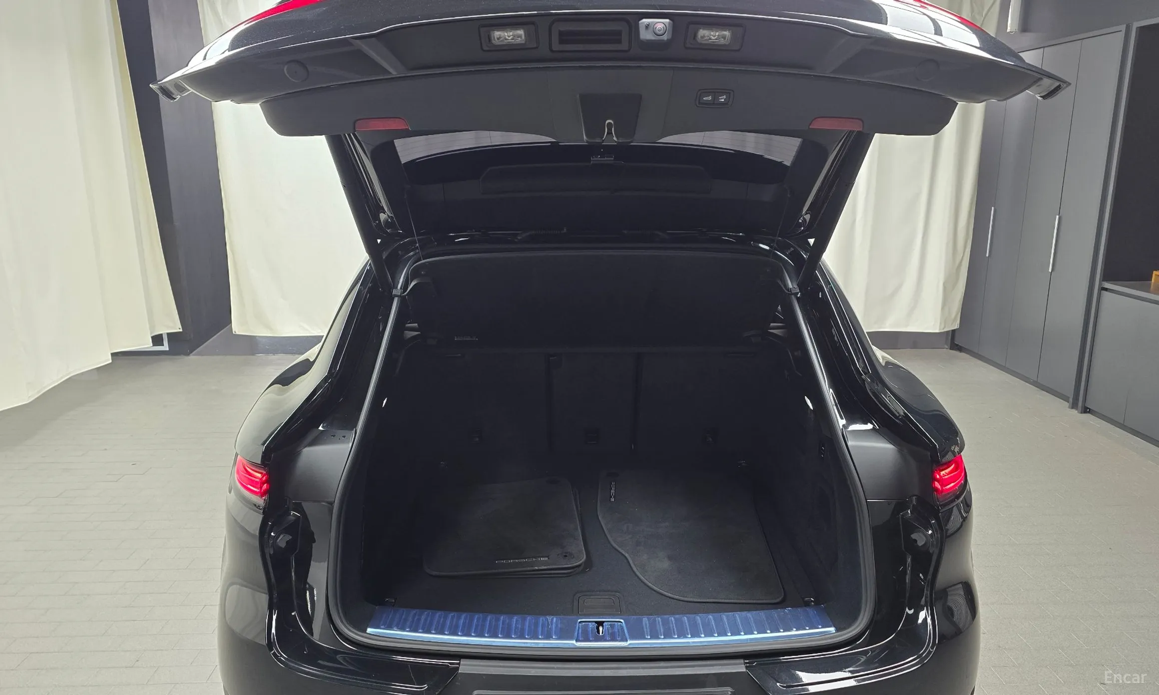 Porsche Cayenne (PO536) превью 20