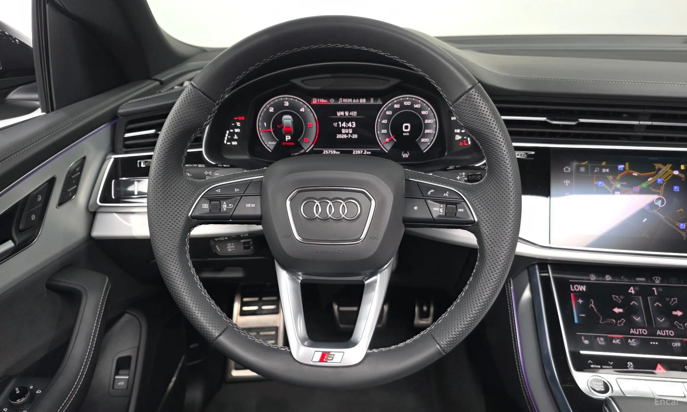 Audi Q8 (4M) превью 13