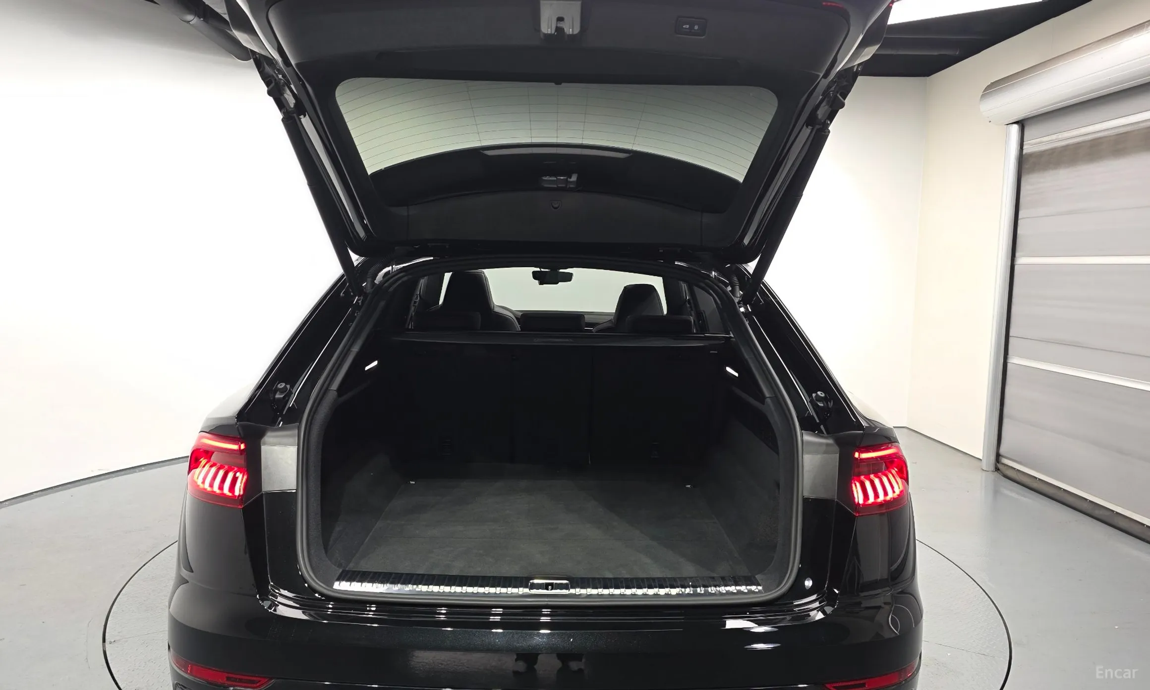 Audi Q8 (4M) превью 20