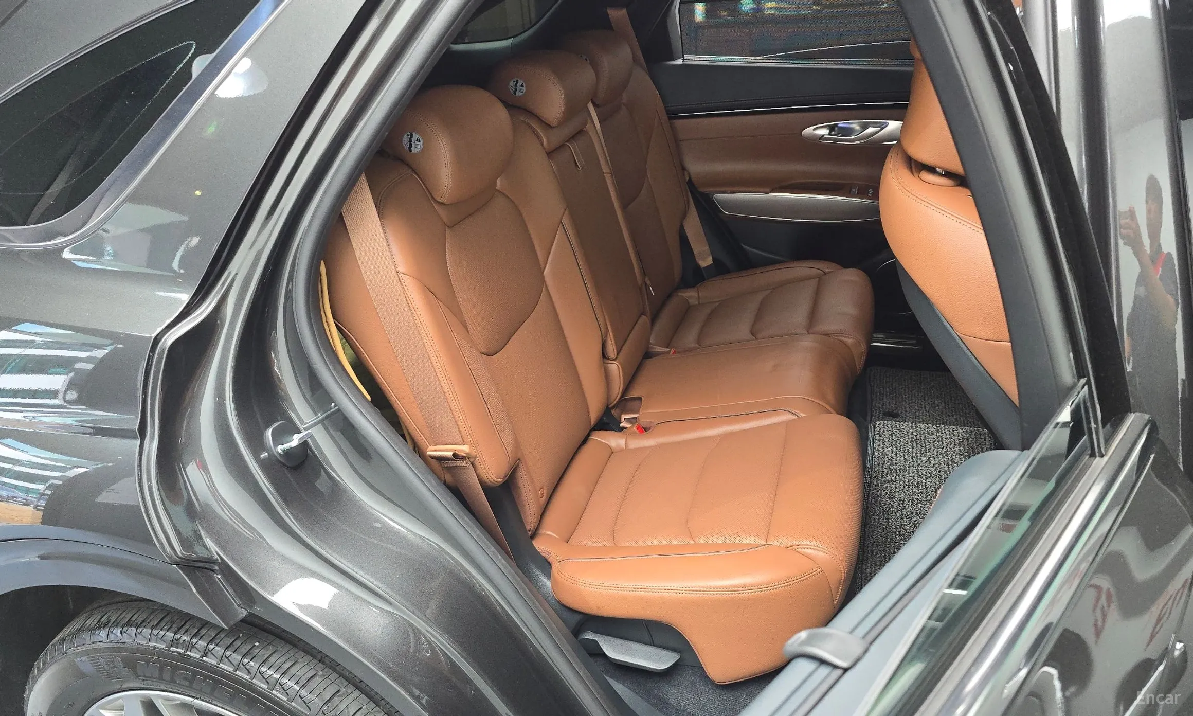 Genesis GV70 превью 11