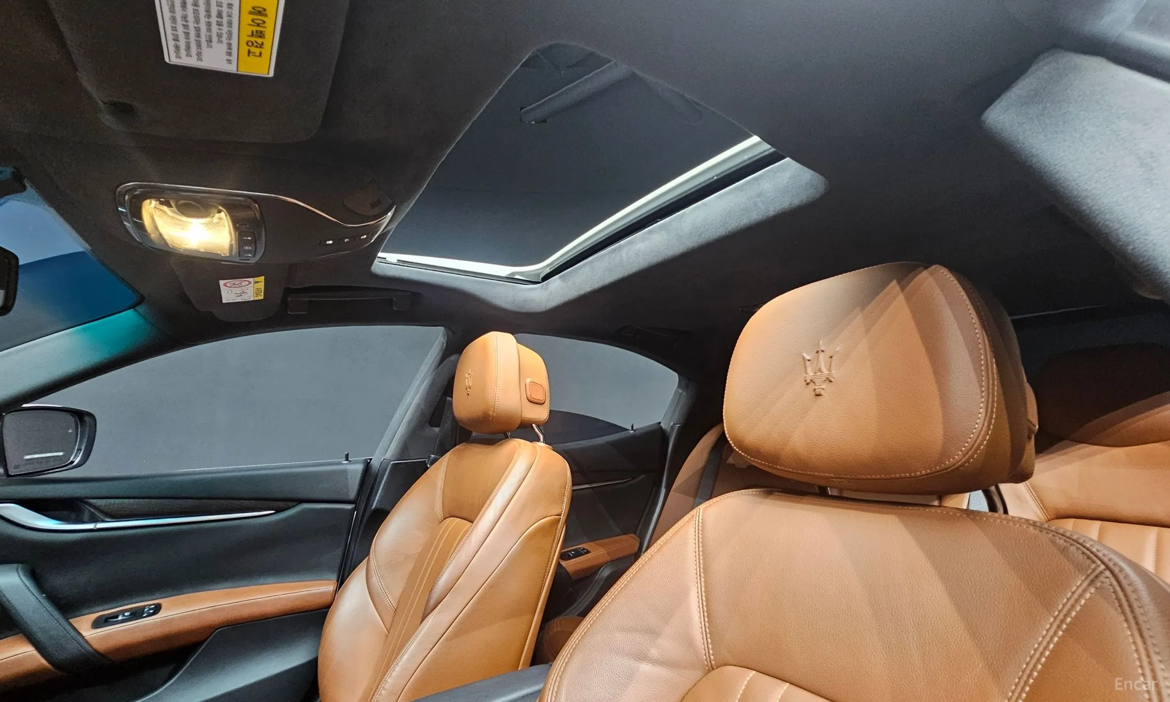 Maserati Ghibli превью 19