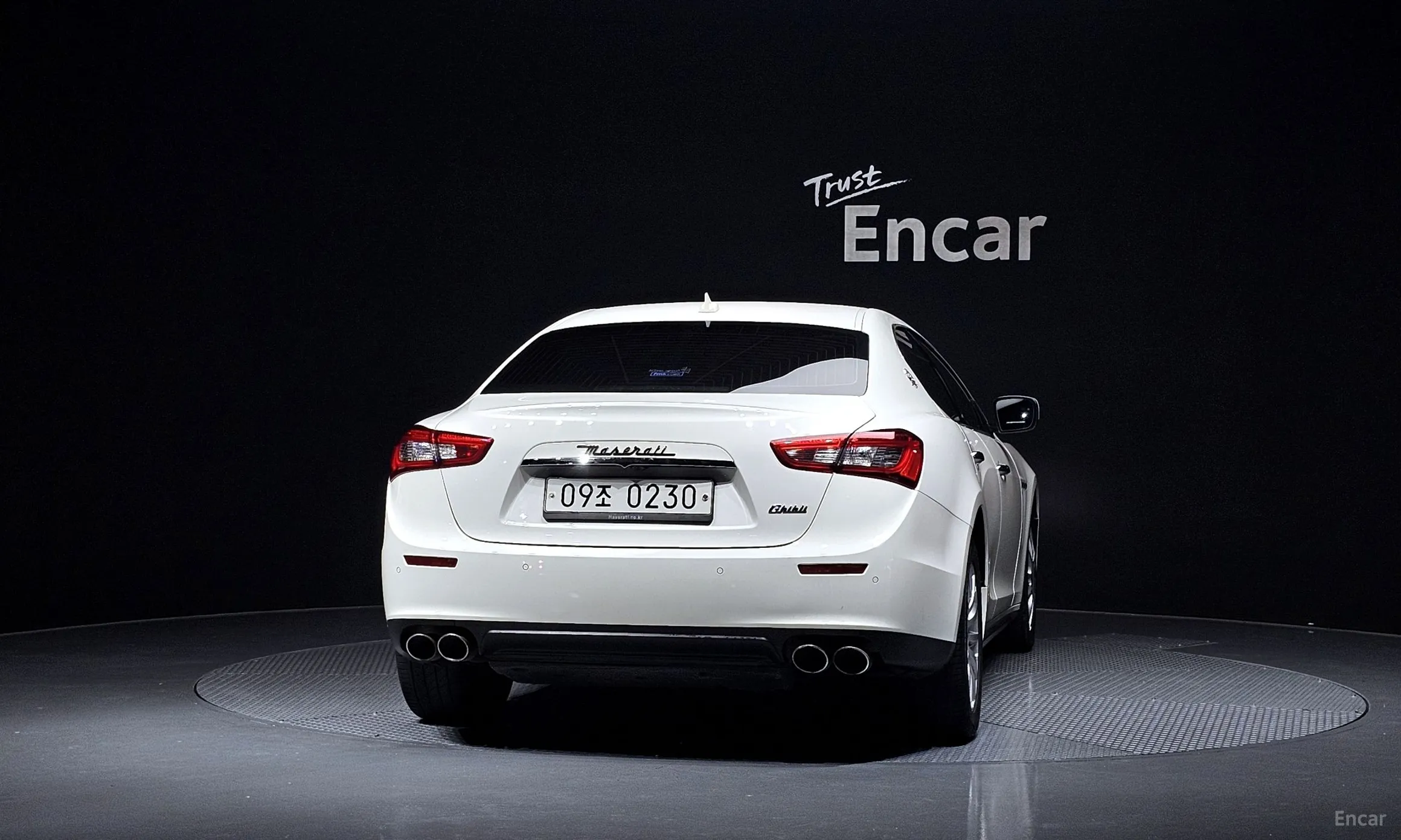 Maserati Ghibli превью 4