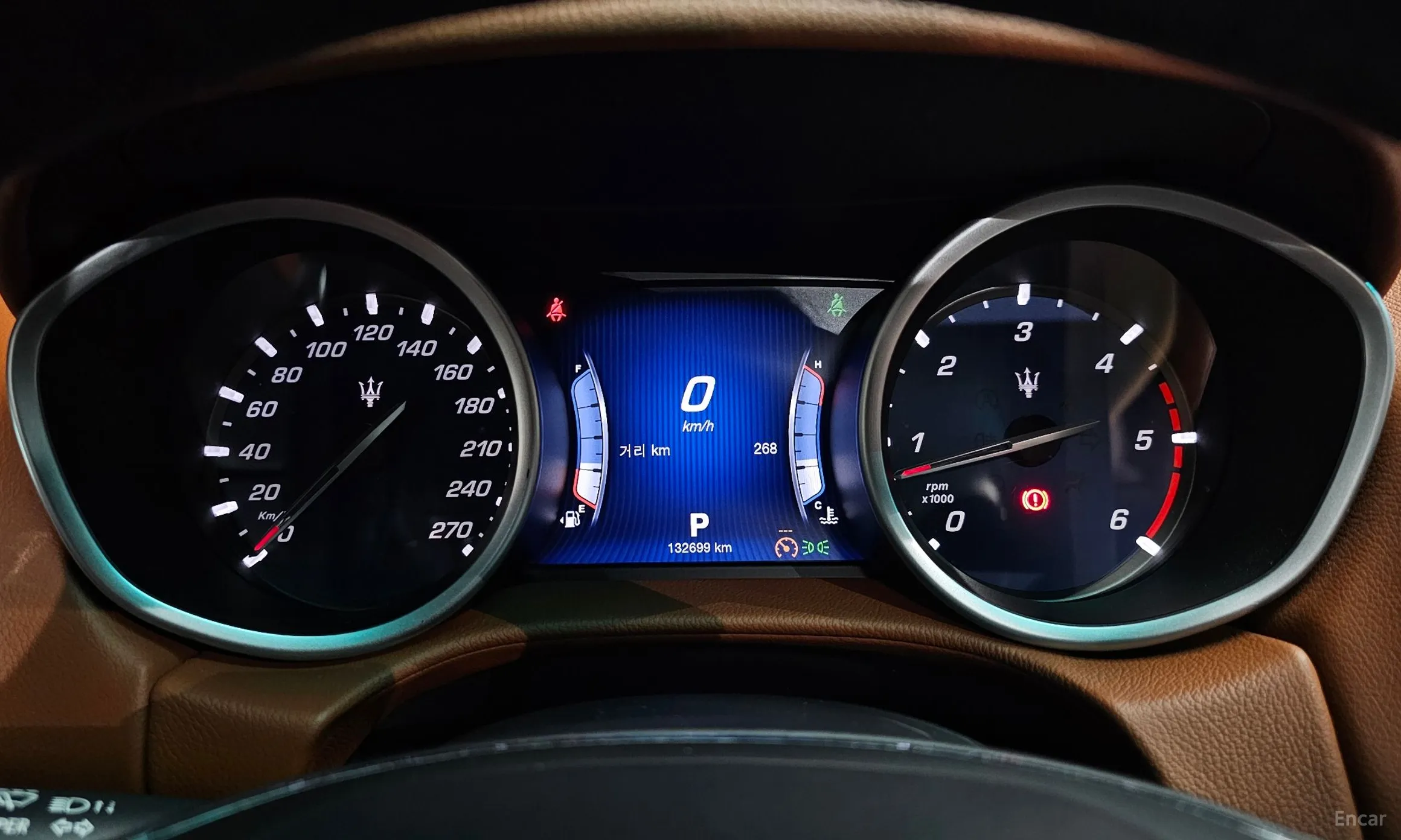 Maserati Ghibli превью 8