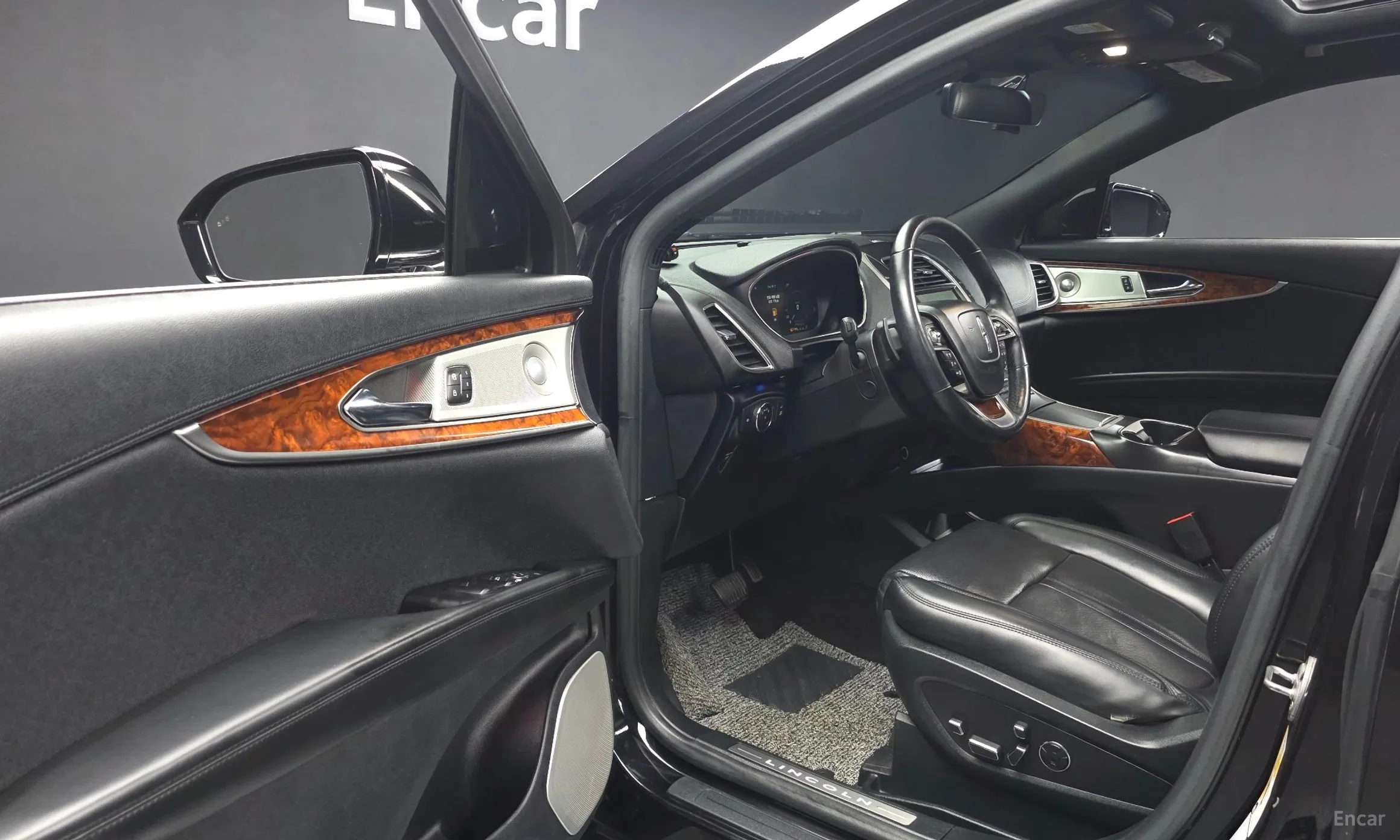 Lincoln Nautilus Gen 1 превью 10