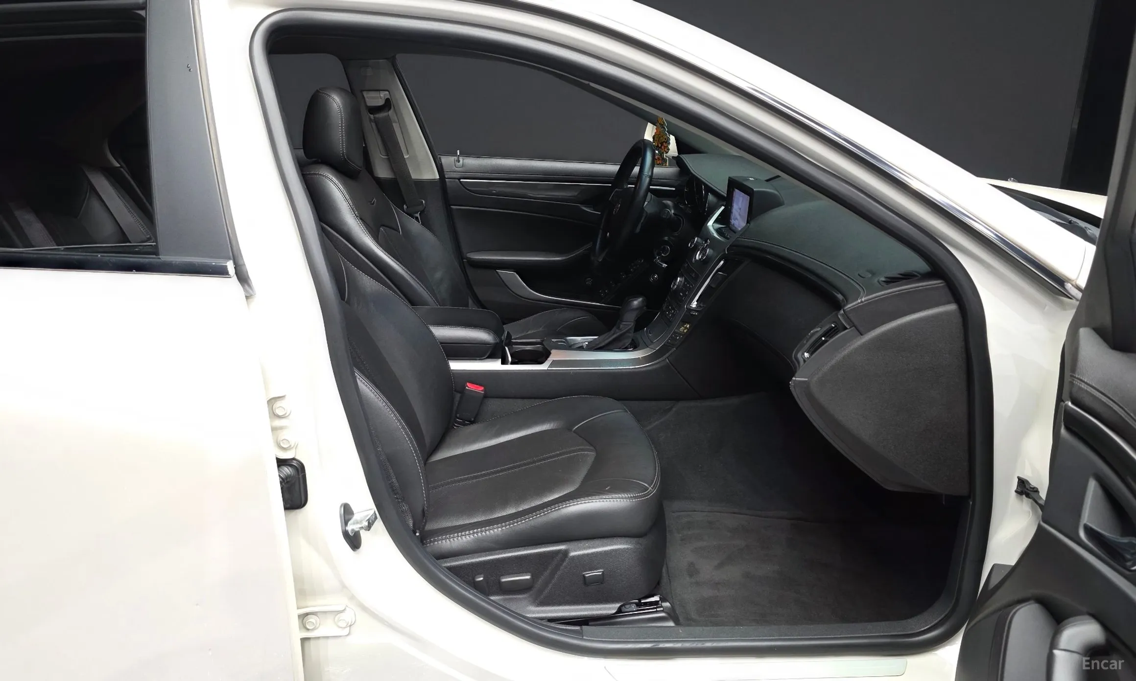 Cadillac CTS Gen 2 превью 11