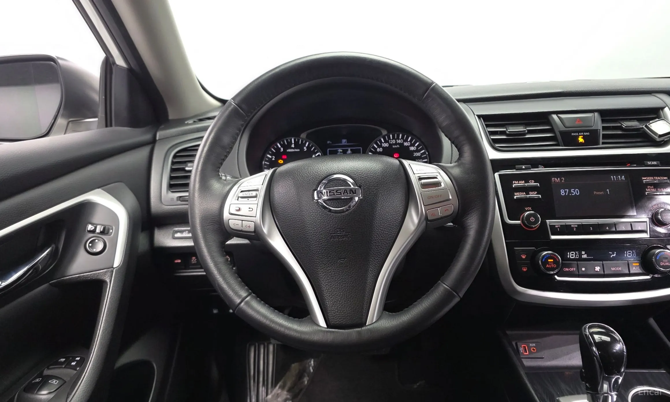 Nissan Altima превью 13