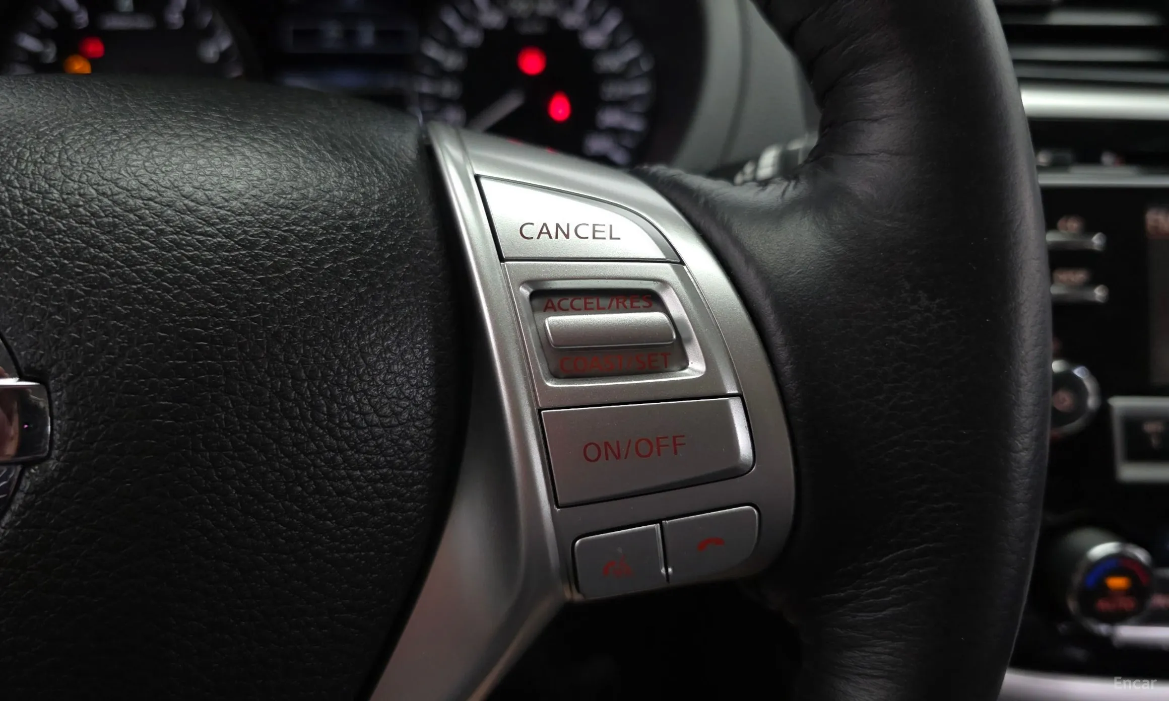 Nissan Altima превью 16