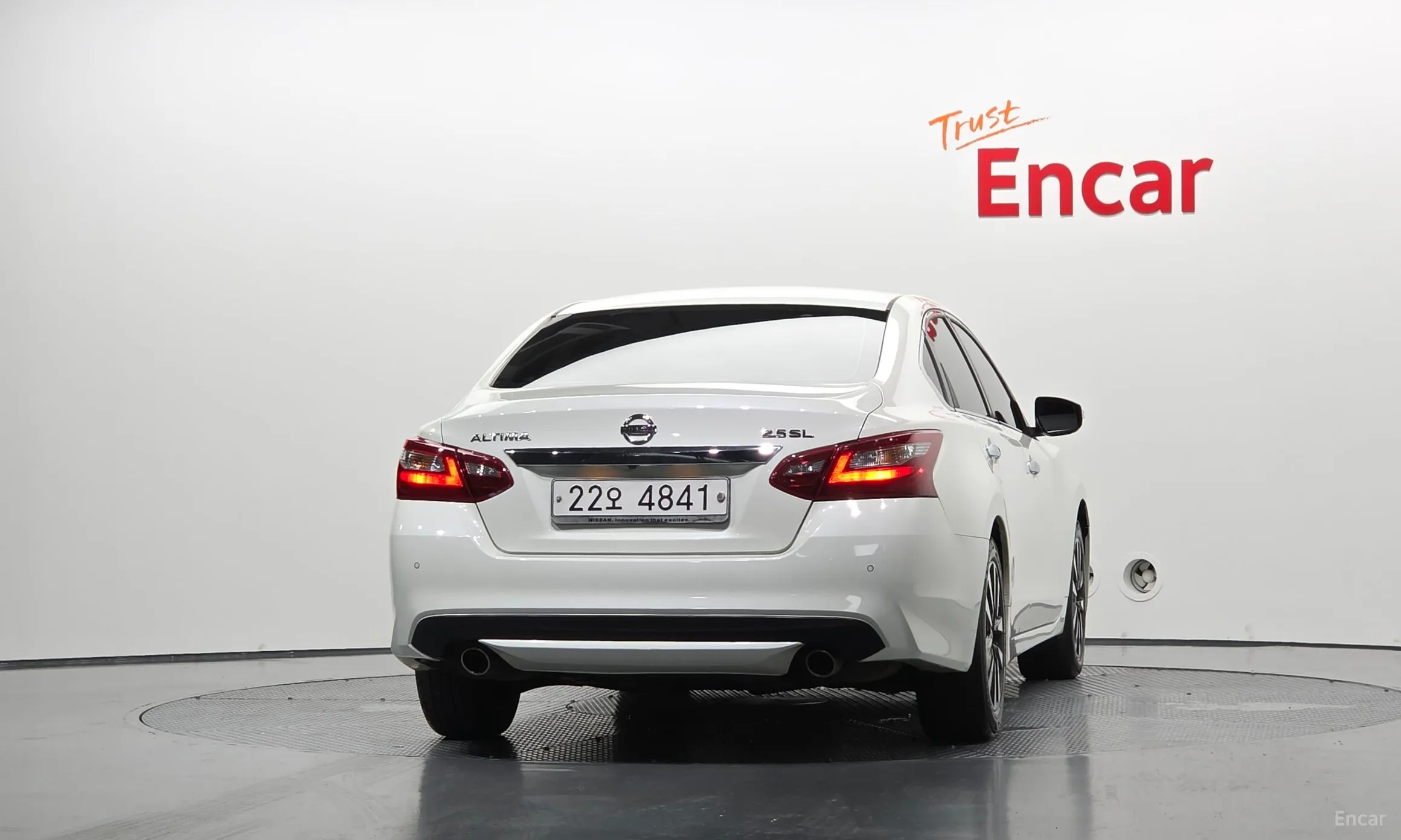 Nissan Altima превью 4