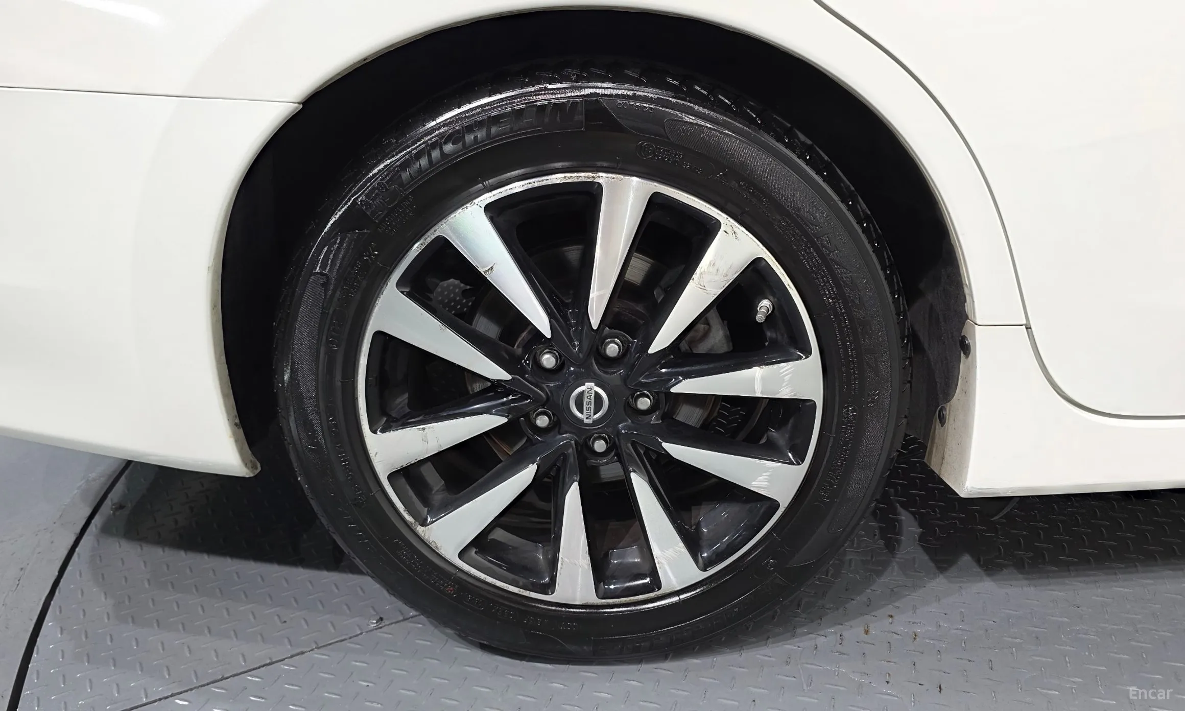 Nissan Altima превью 5
