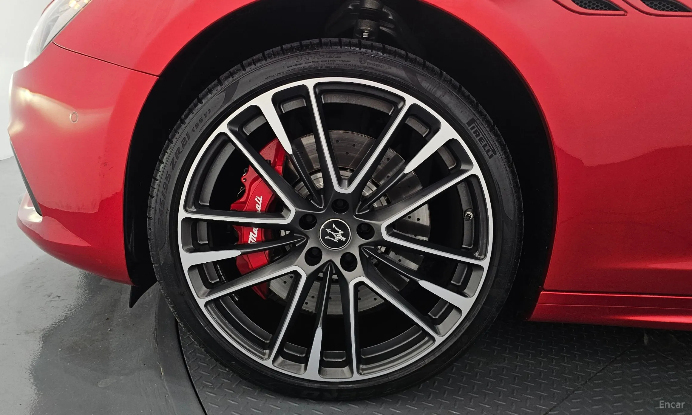 Maserati Ghibli превью 5