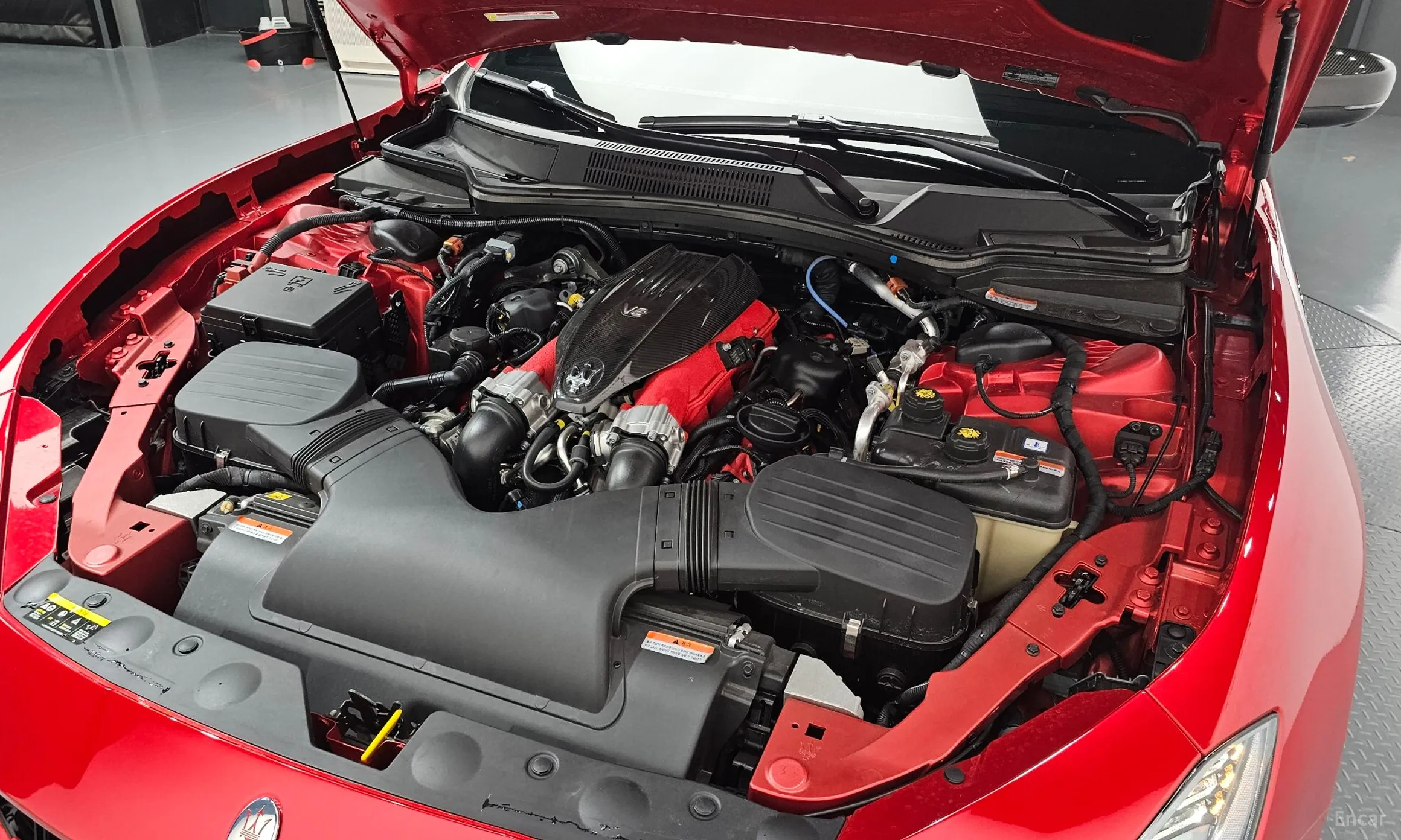 Maserati Ghibli превью 6