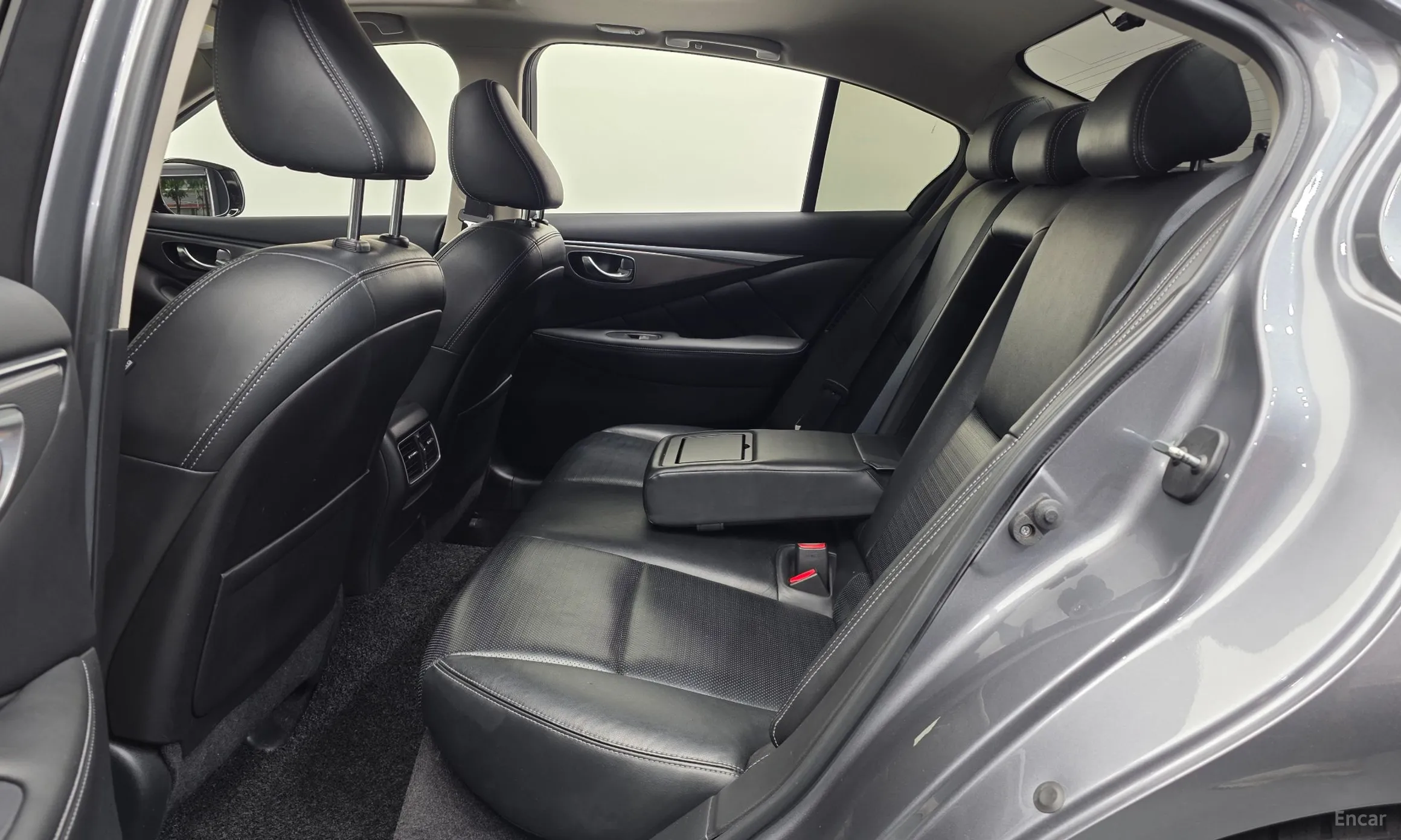 Infiniti Q50 превью 12
