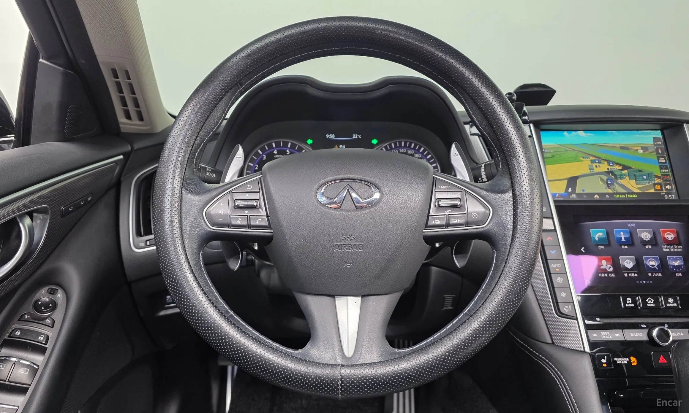 Infiniti Q50 превью 13