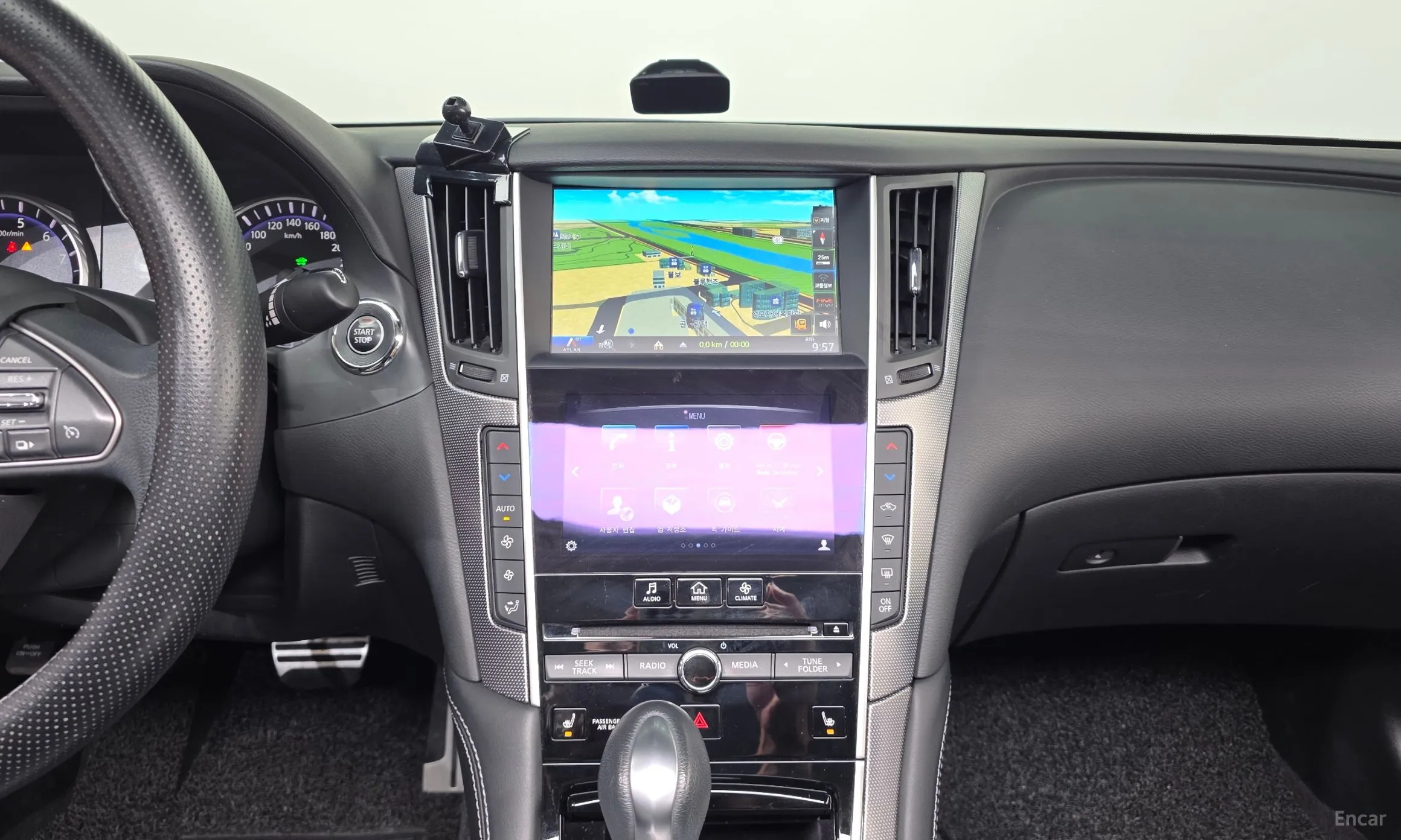 Infiniti Q50 превью 14