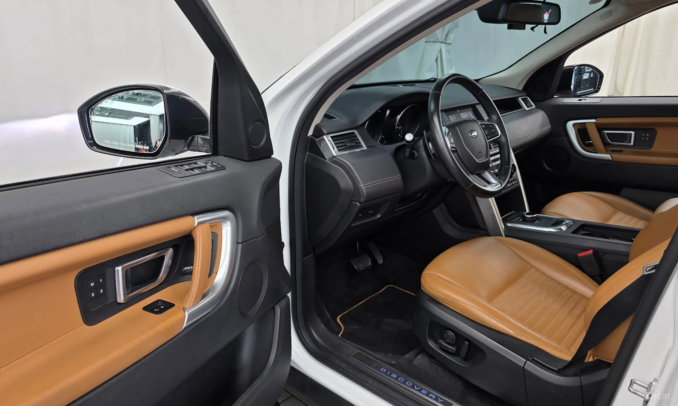 Land Rover Discovery Sports превью 10