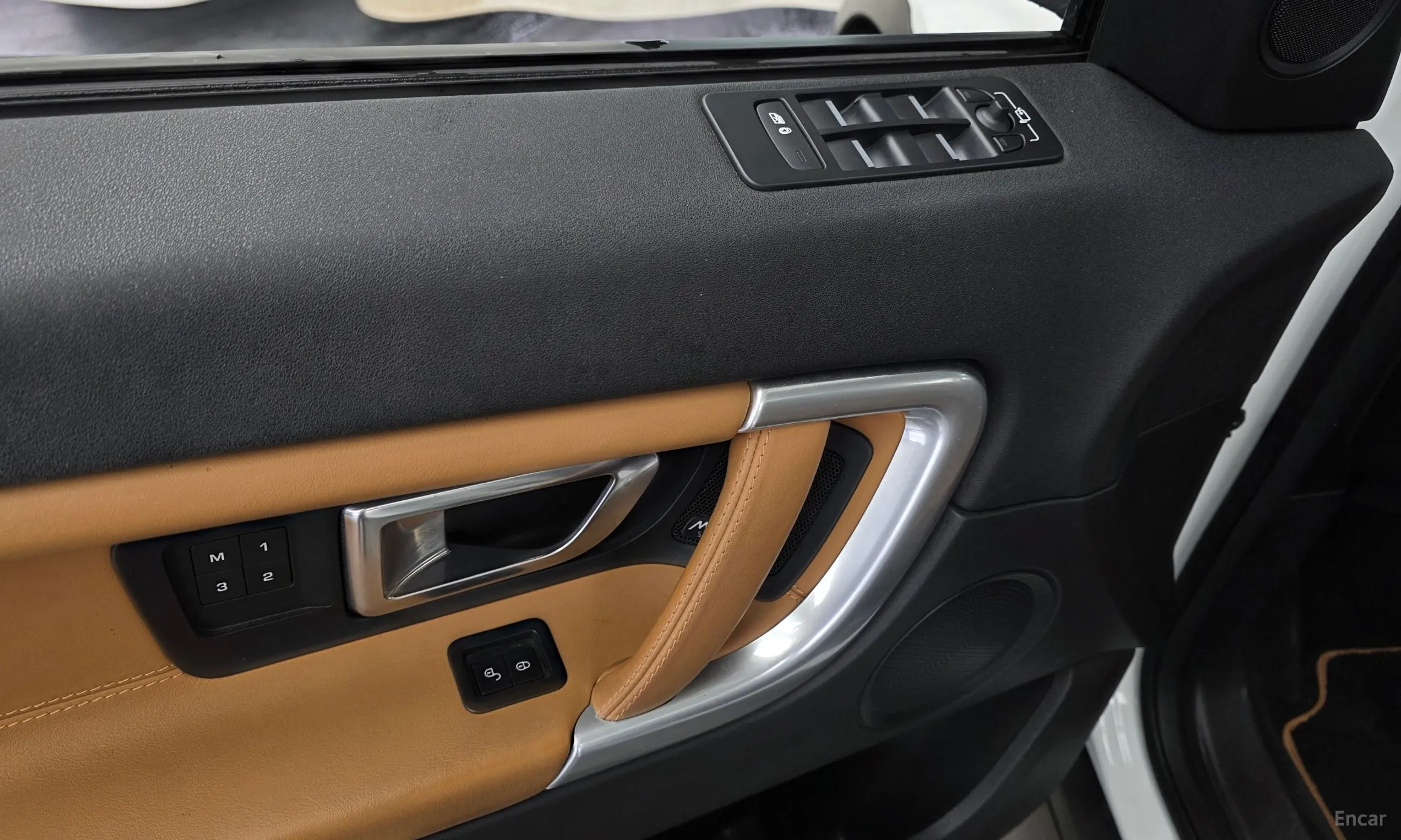 Land Rover Discovery Sports превью 18