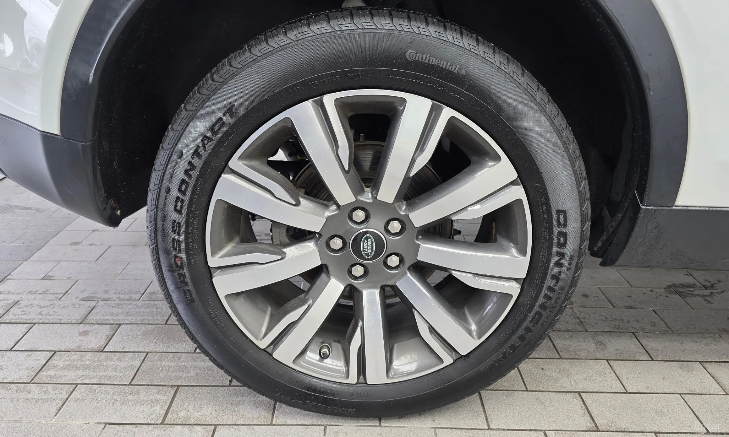 Land Rover Discovery Sports превью 5