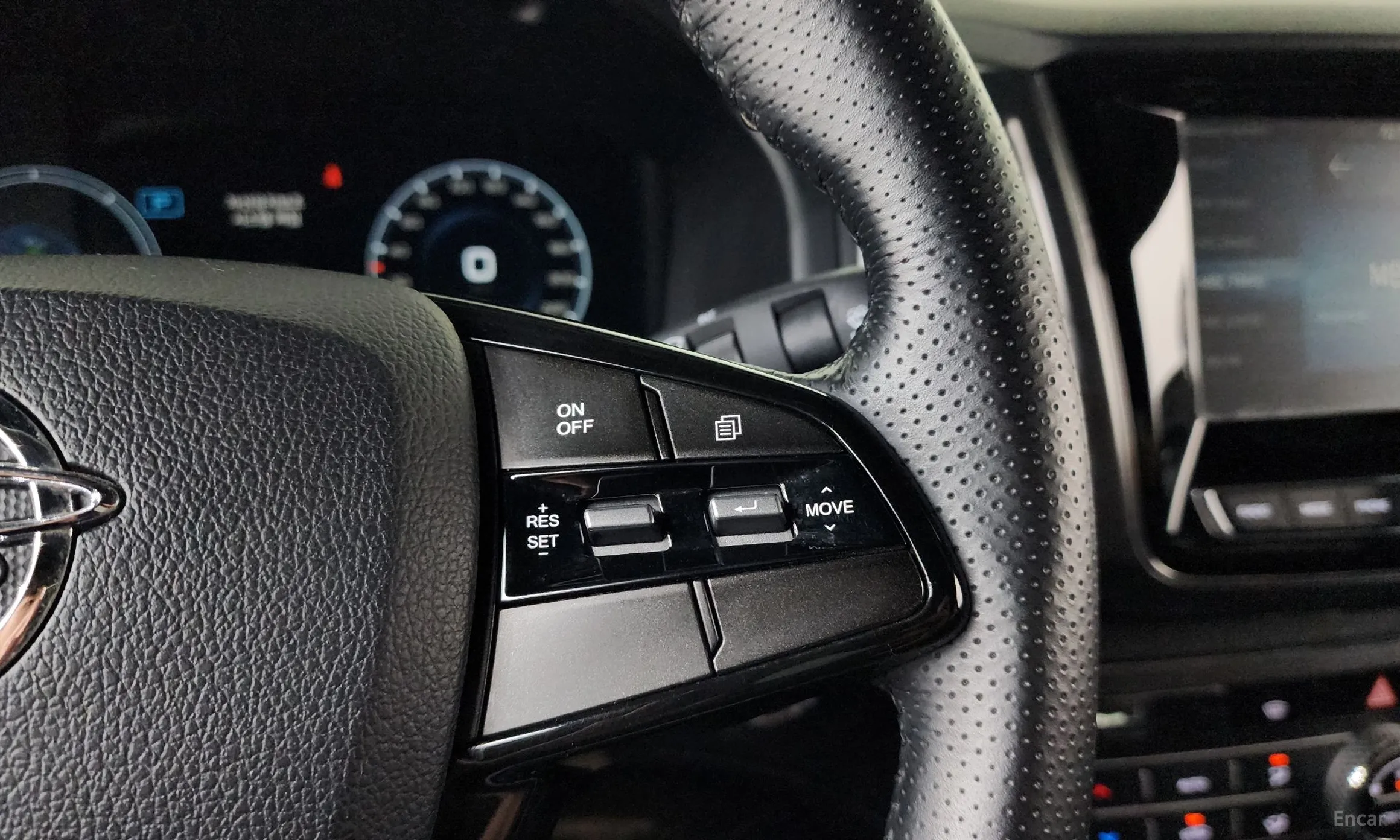 KG Mobility (SsangYong) Rexton Sports превью 16
