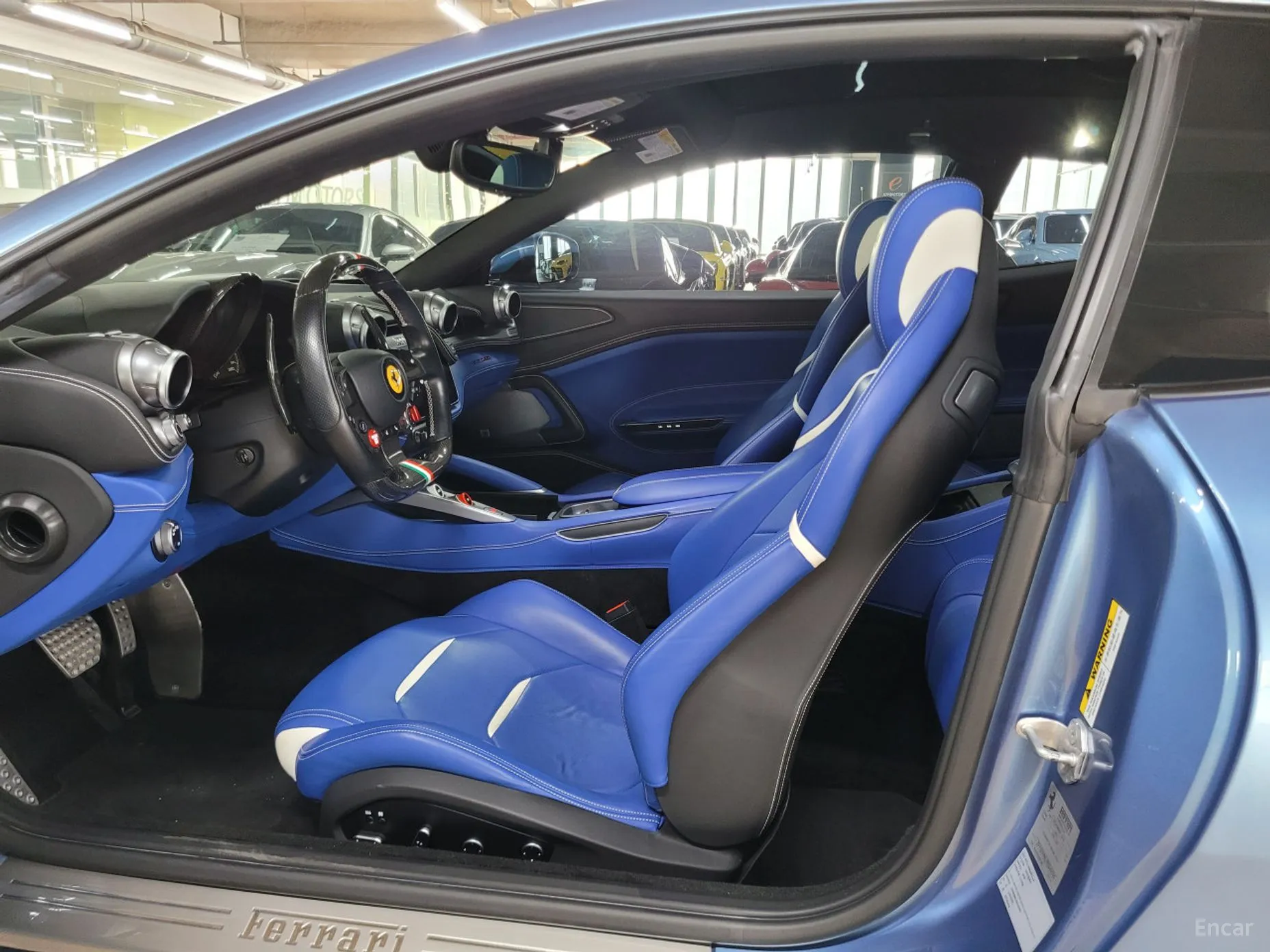 Ferrari GTC4 Rousseau превью 10