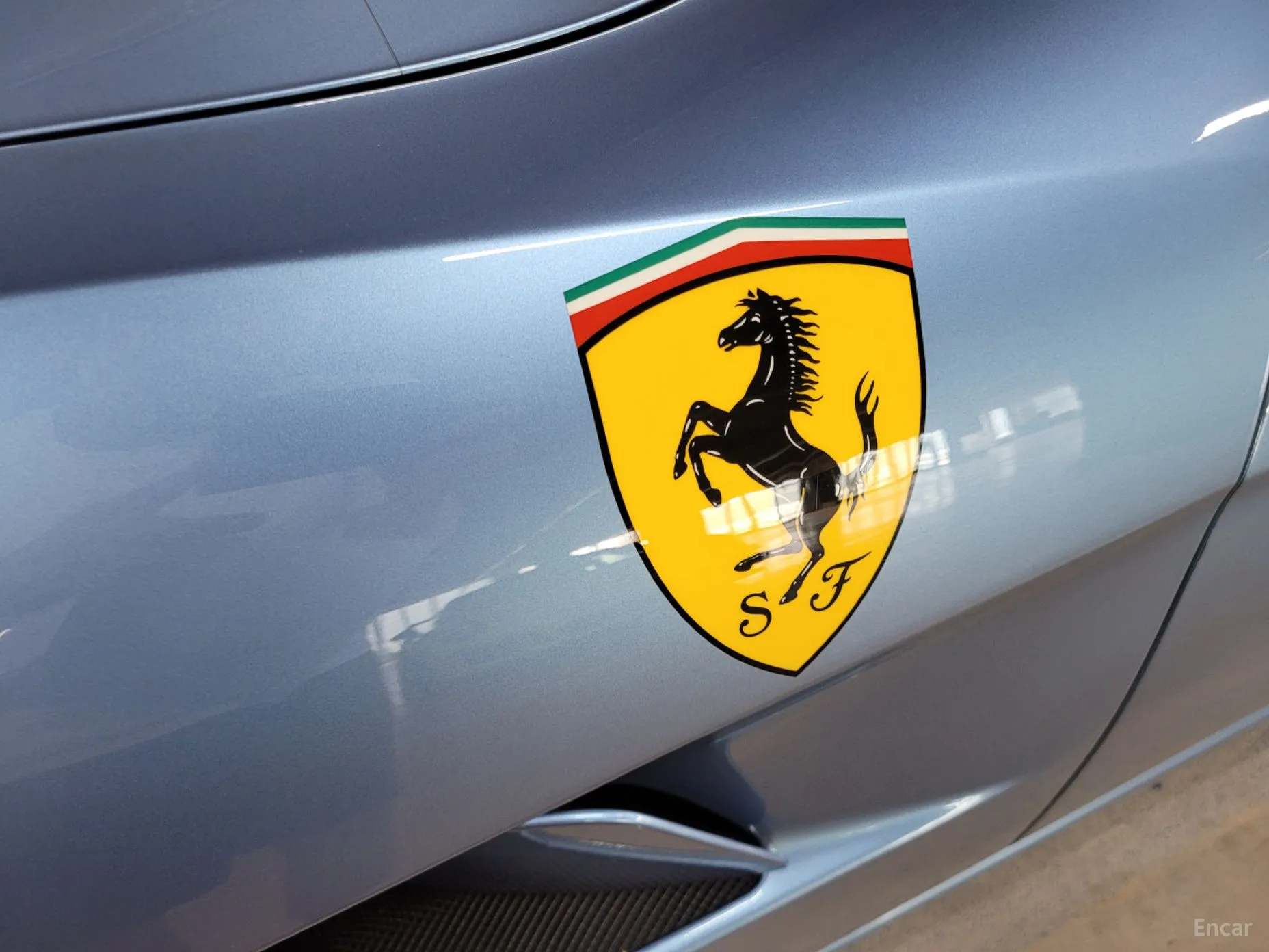 Ferrari GTC4 Rousseau превью 18