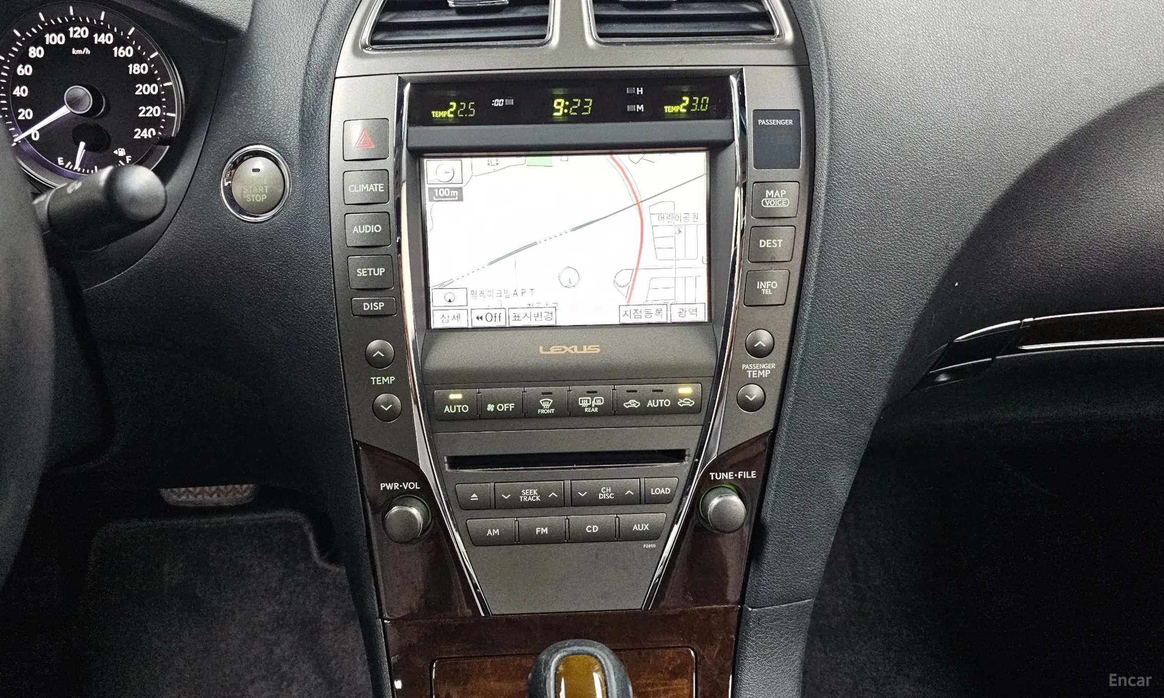 Lexus ES350 превью 13