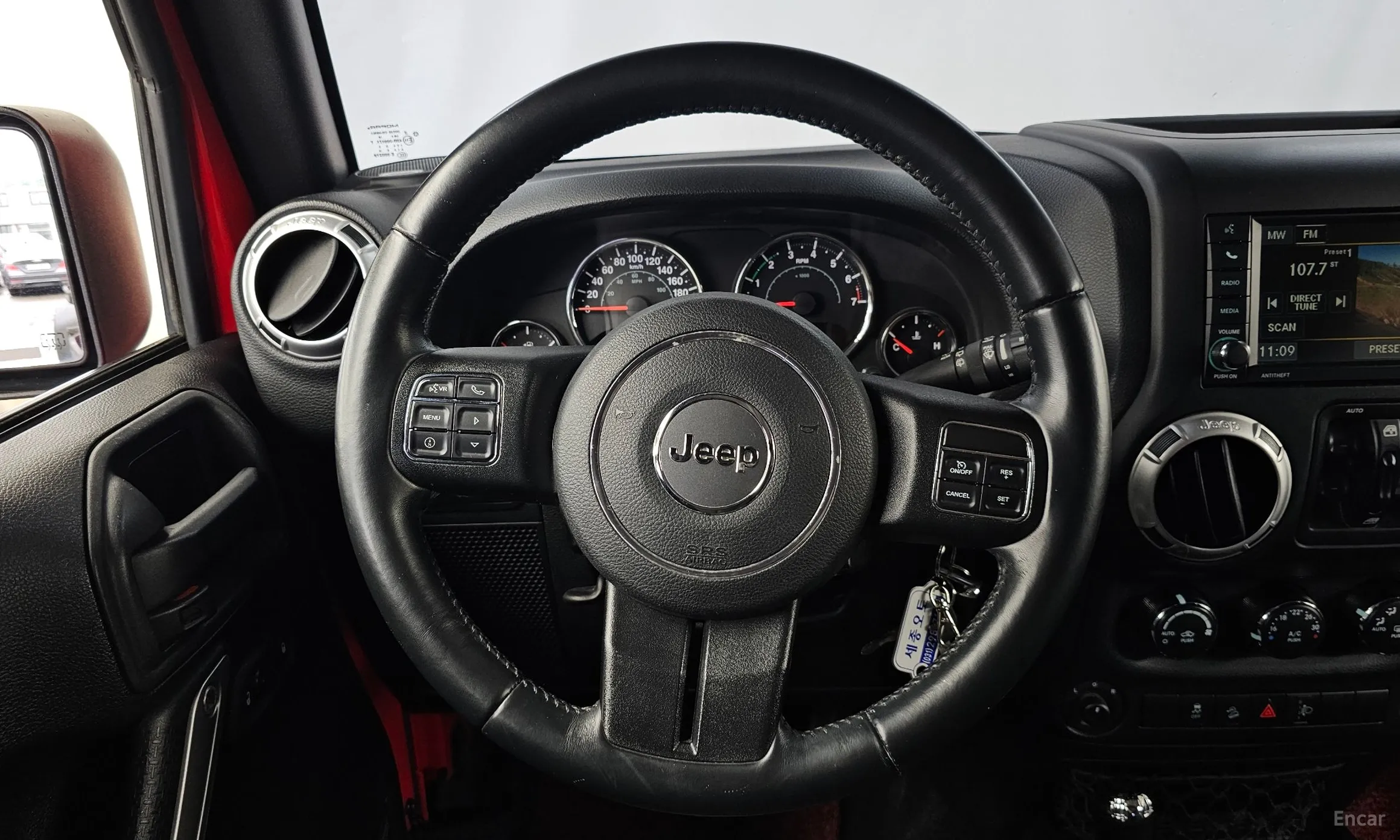 Jeep Wrangler (JK) превью 13