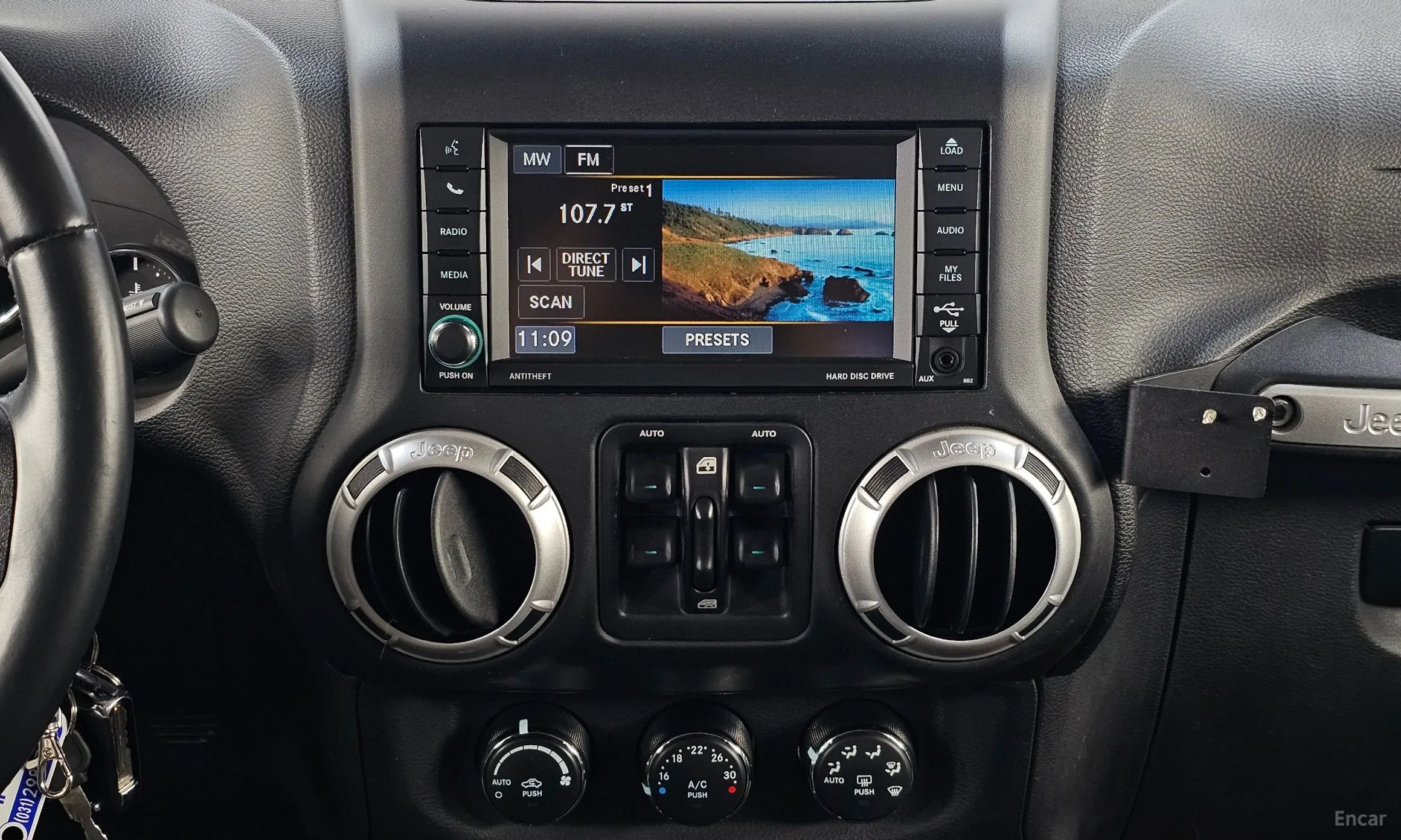 Jeep Wrangler (JK) превью 14