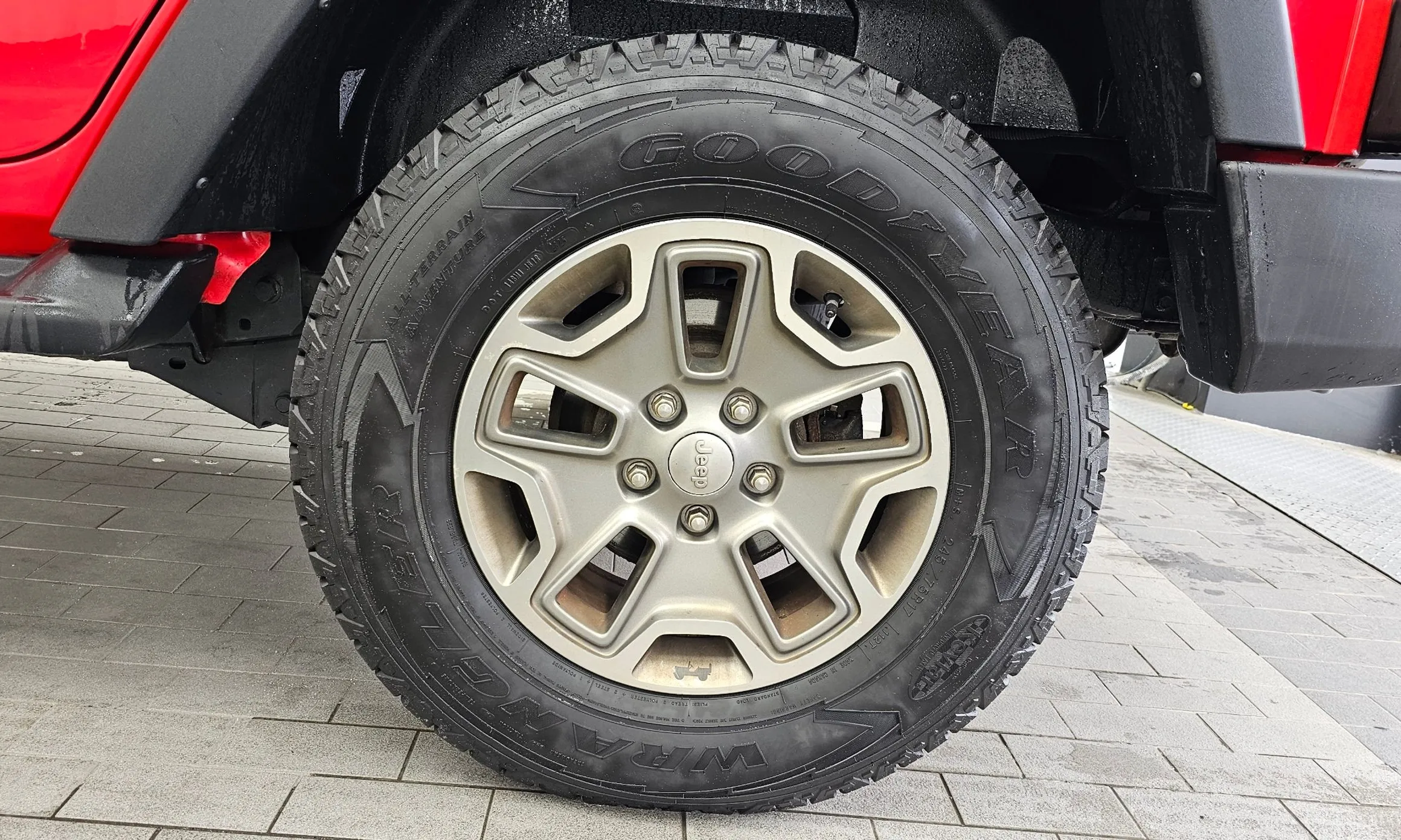Jeep Wrangler (JK) превью 5