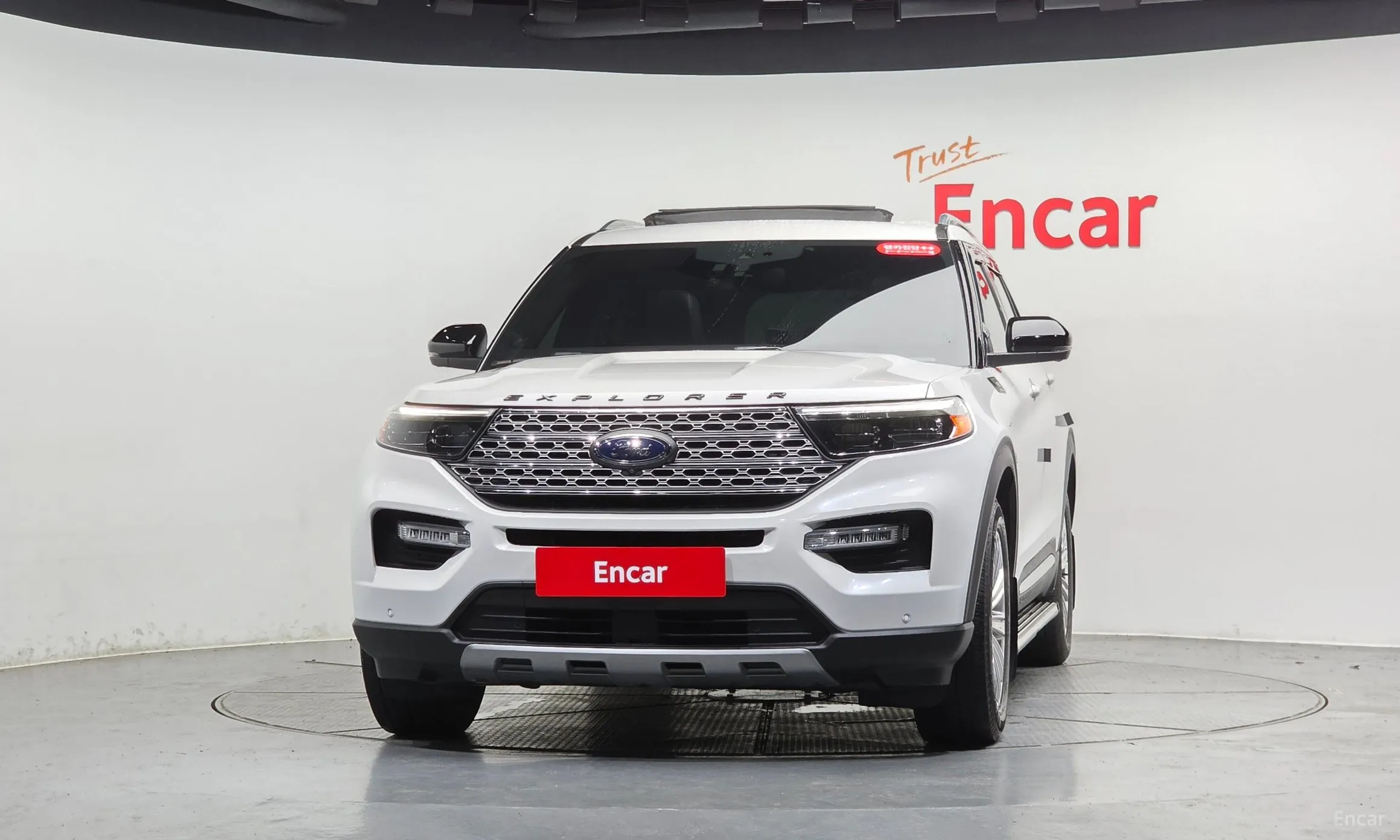 Ford Explorer 6th Generation превью 3