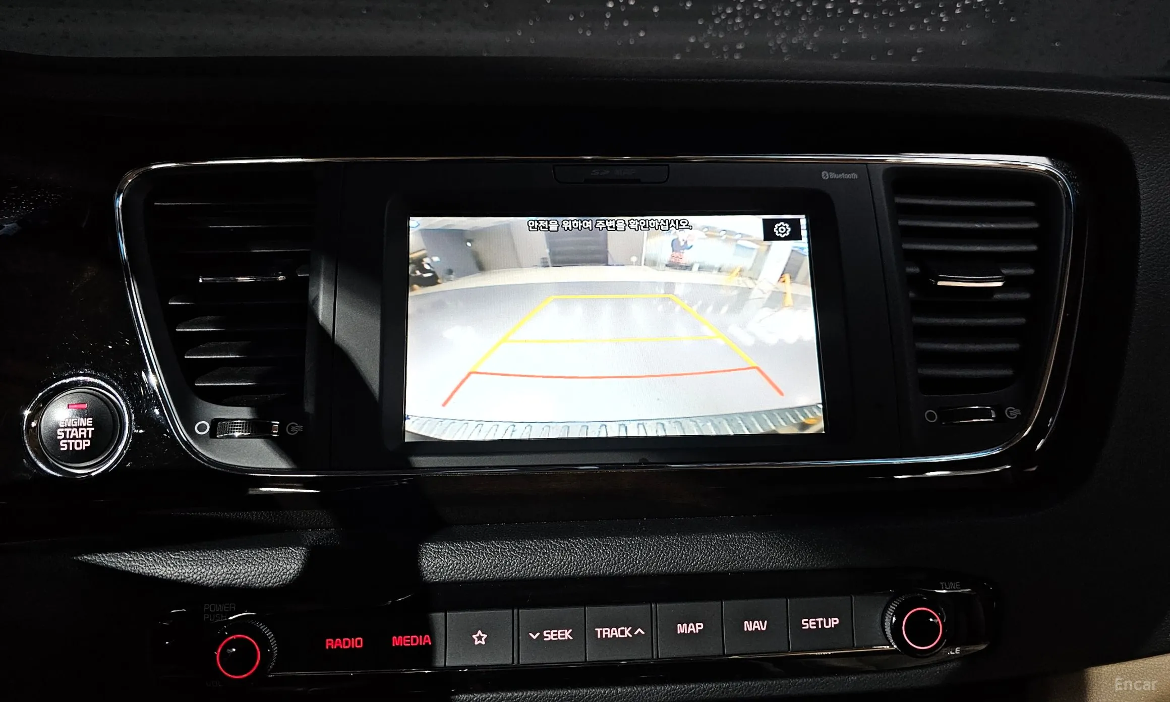 Kia Carnival превью 14