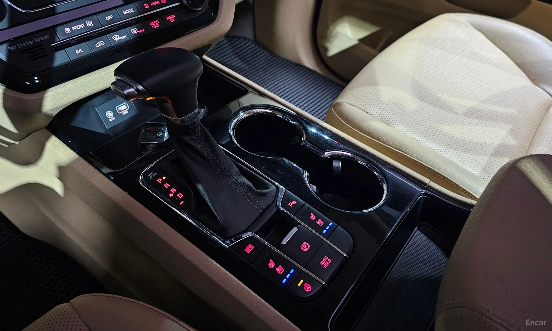 Kia Carnival превью 9