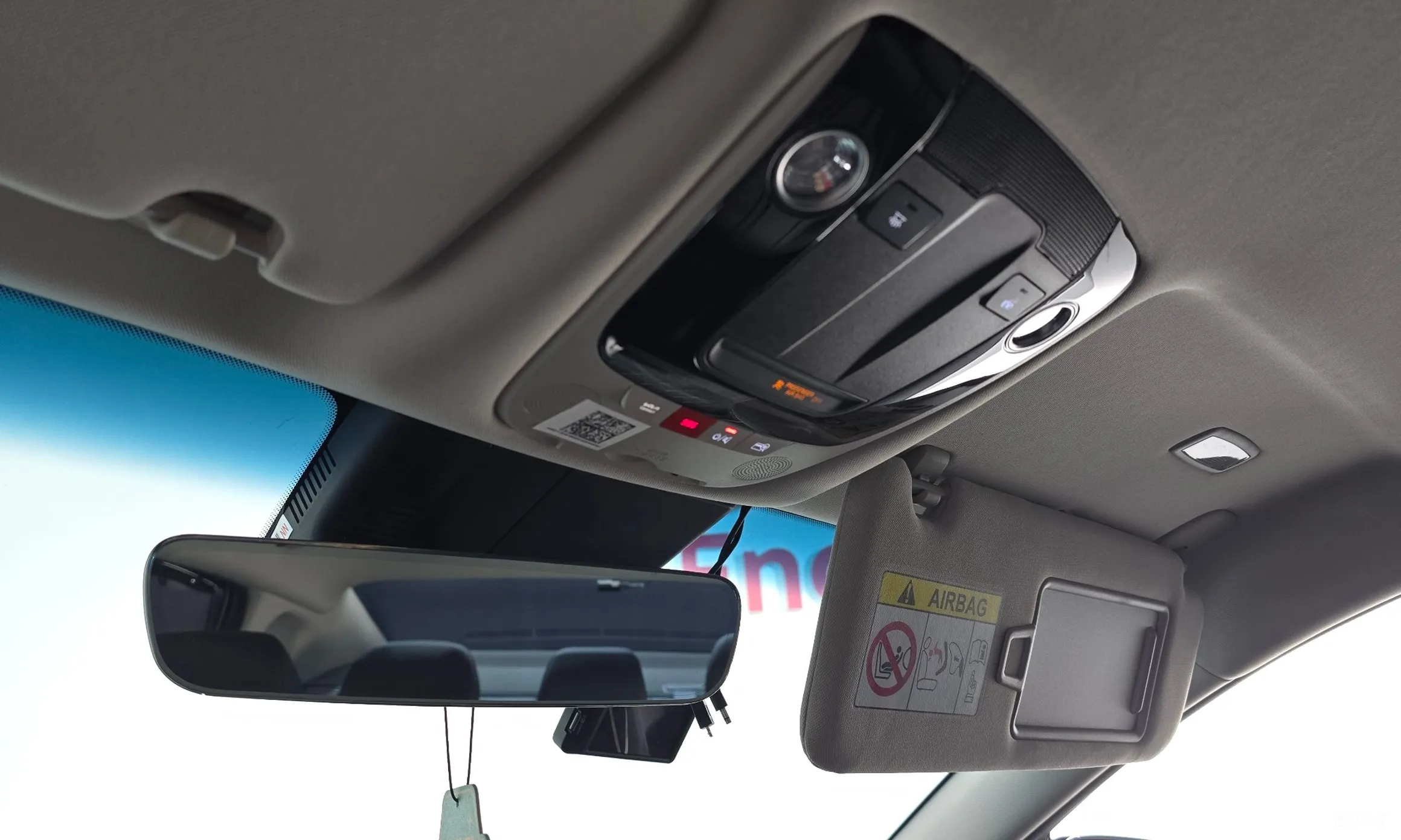 Kia K8 превью 18